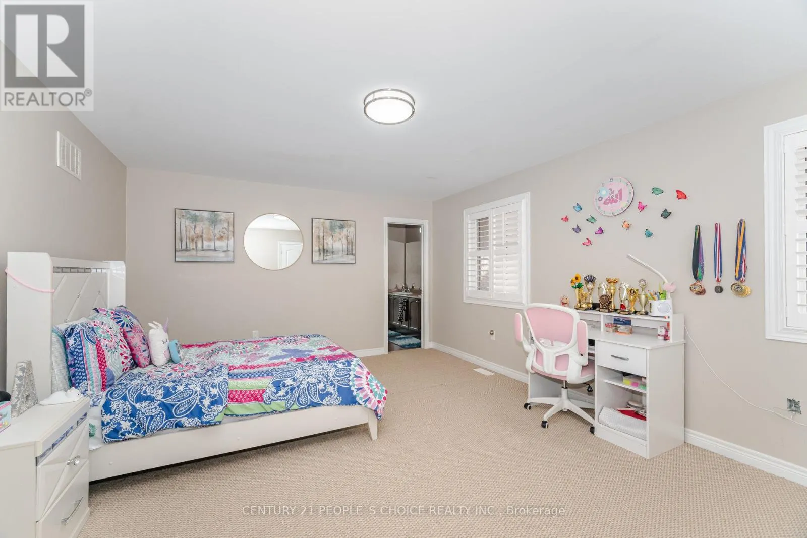 11 VERNOSA DRIVE