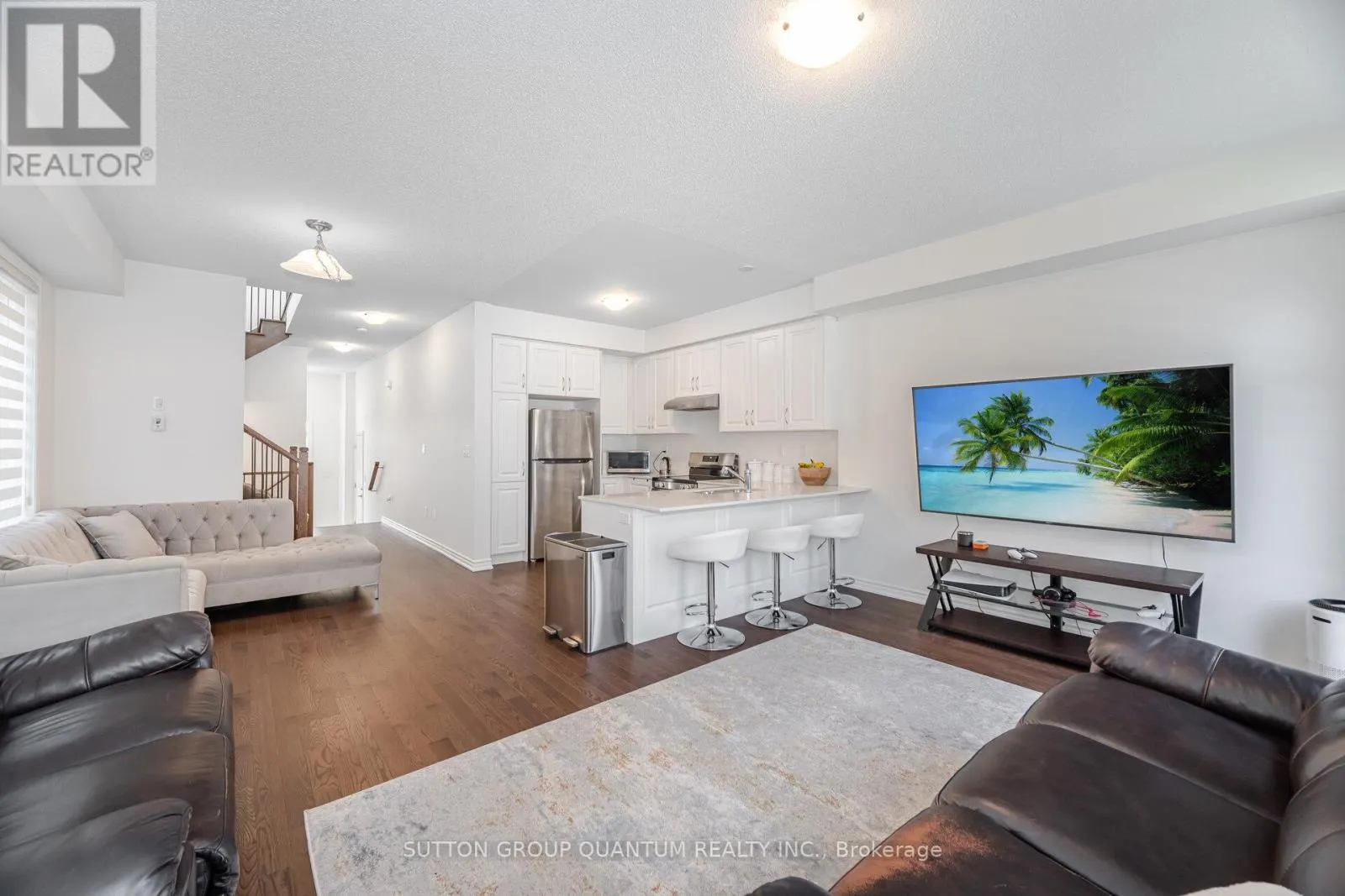 462 CELANDINE TERRACE
