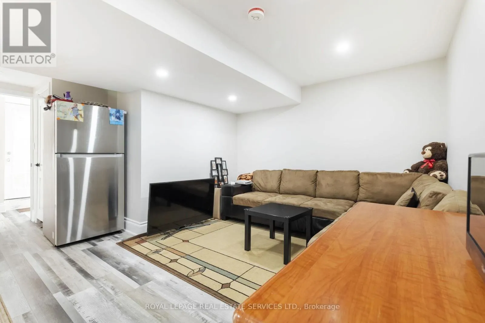 18 TREMONT COURT