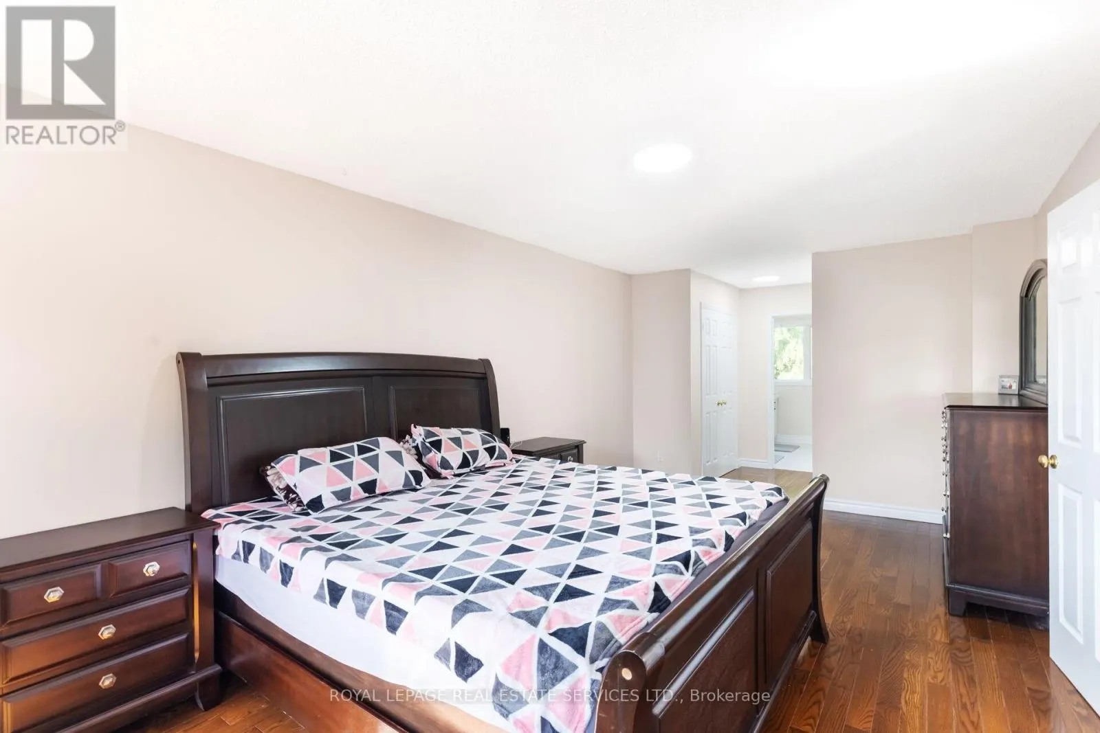 18 TREMONT COURT
