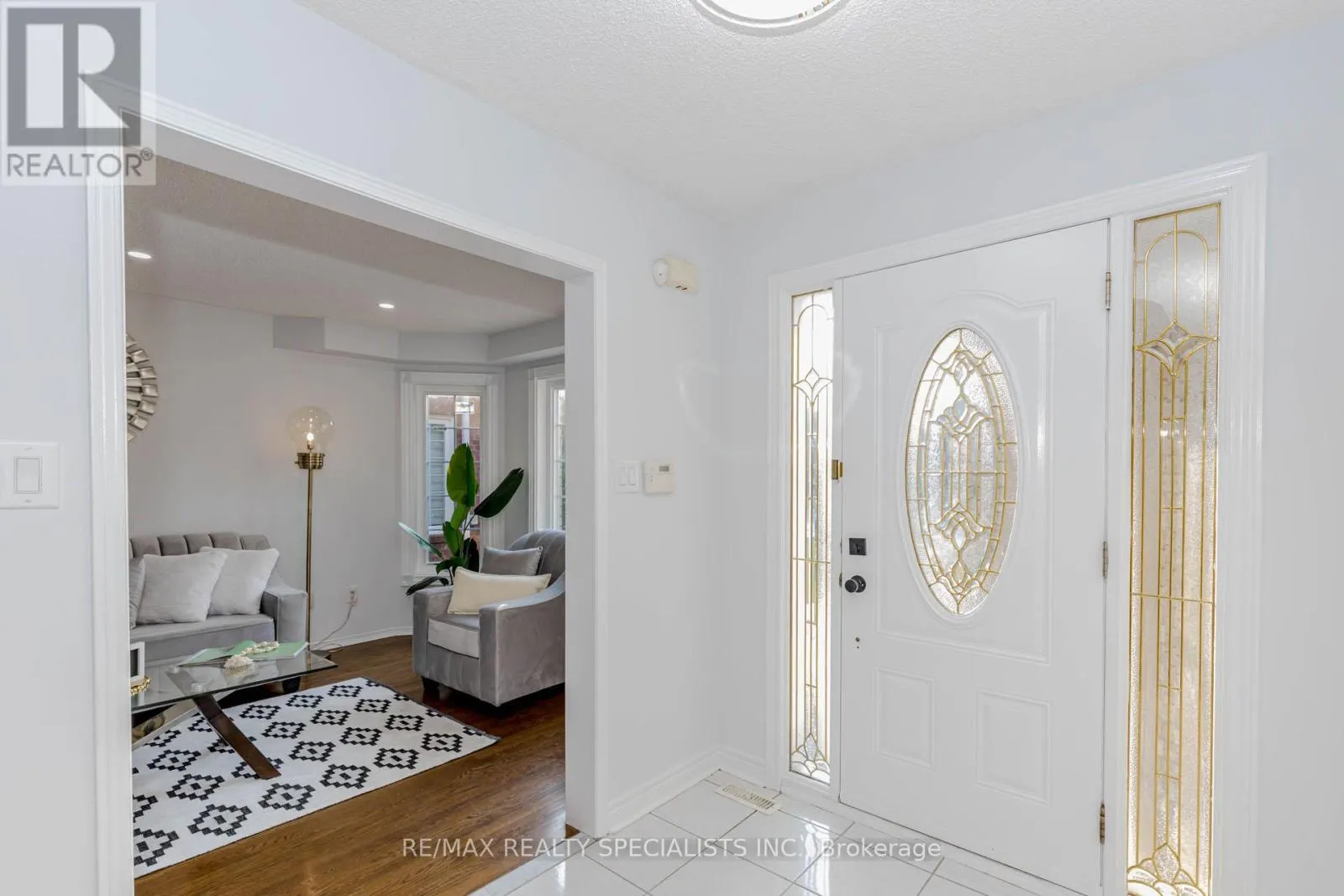 5989 AQUARIUS COURT