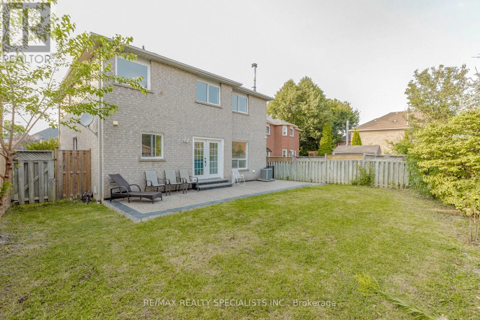 5989 AQUARIUS COURT