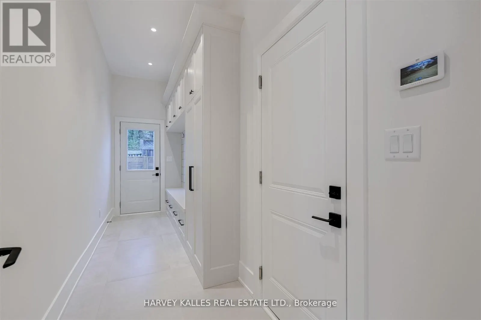 15 DRURY LANE