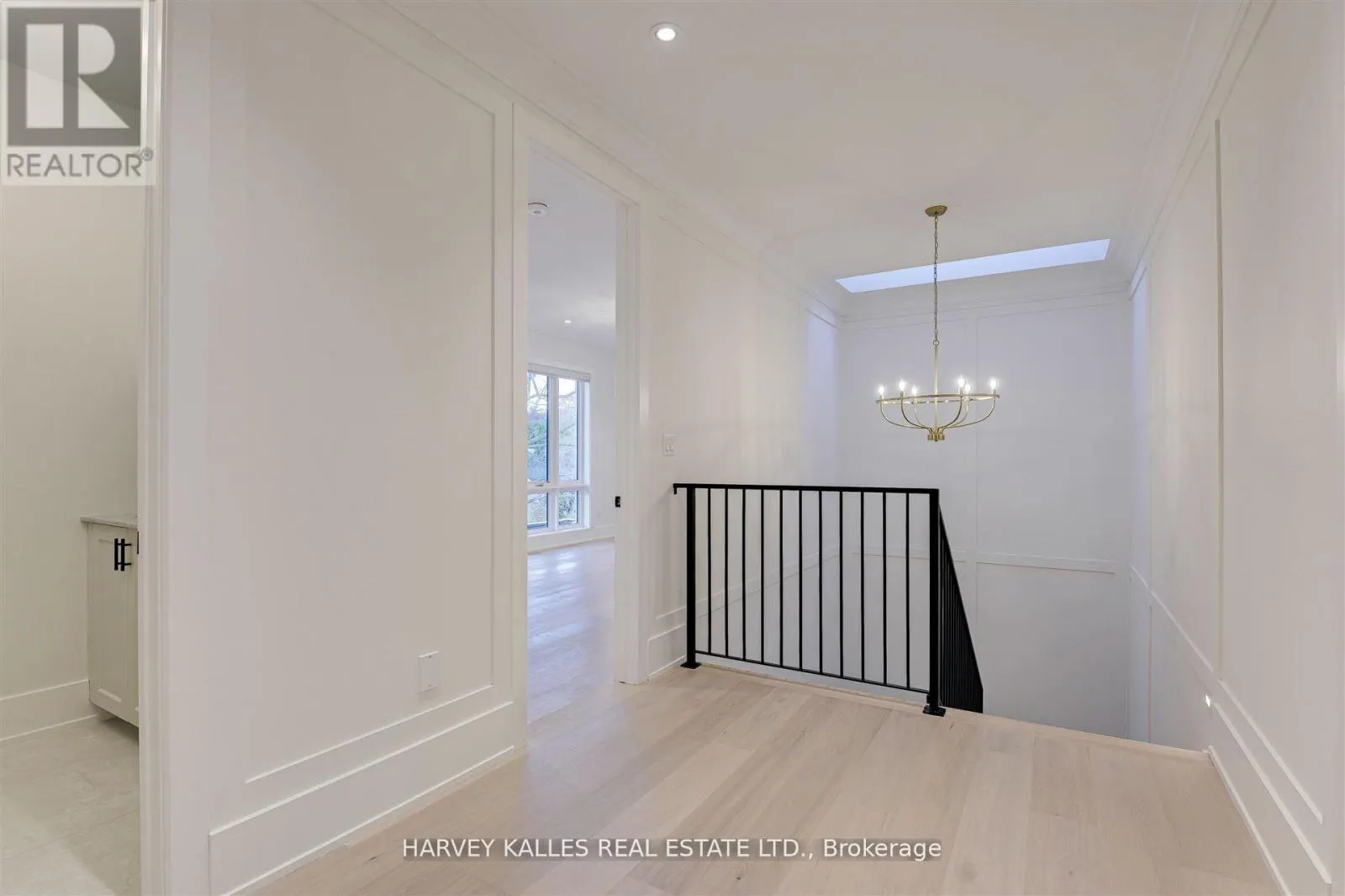 15 DRURY LANE