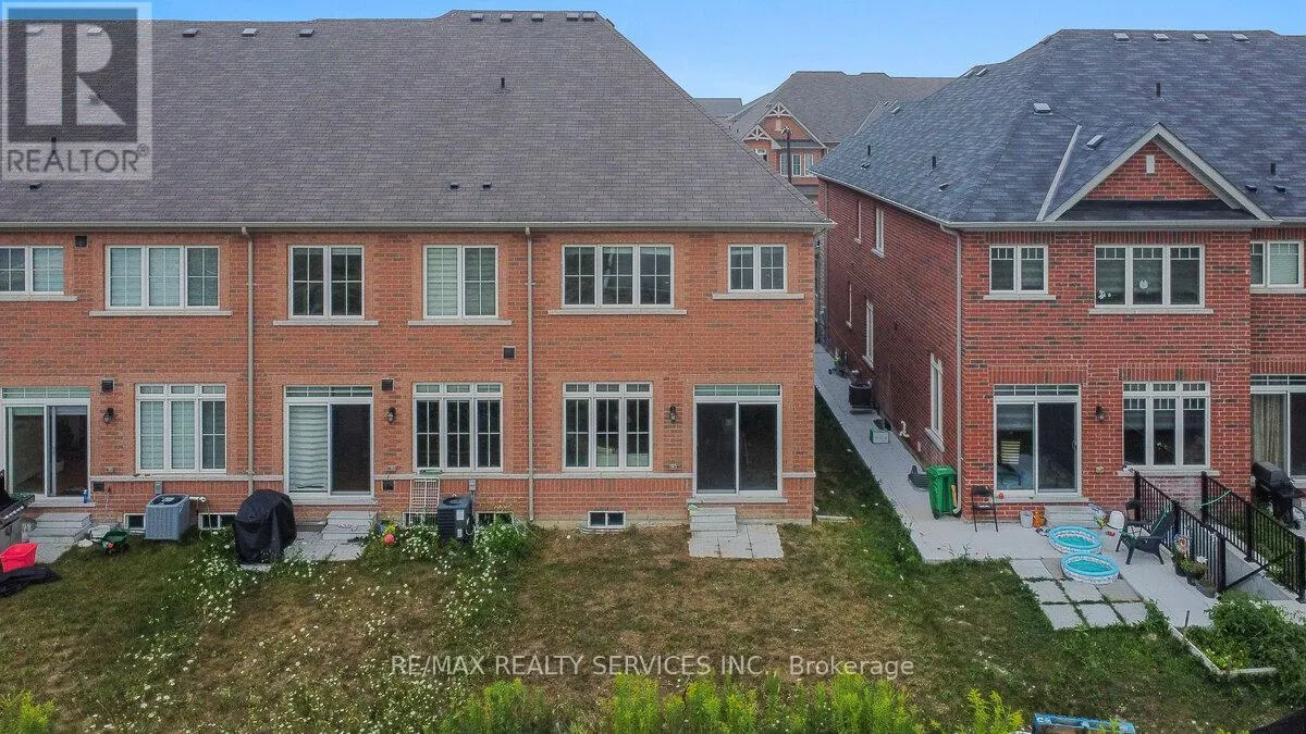 9 PHYLLIS DRIVE