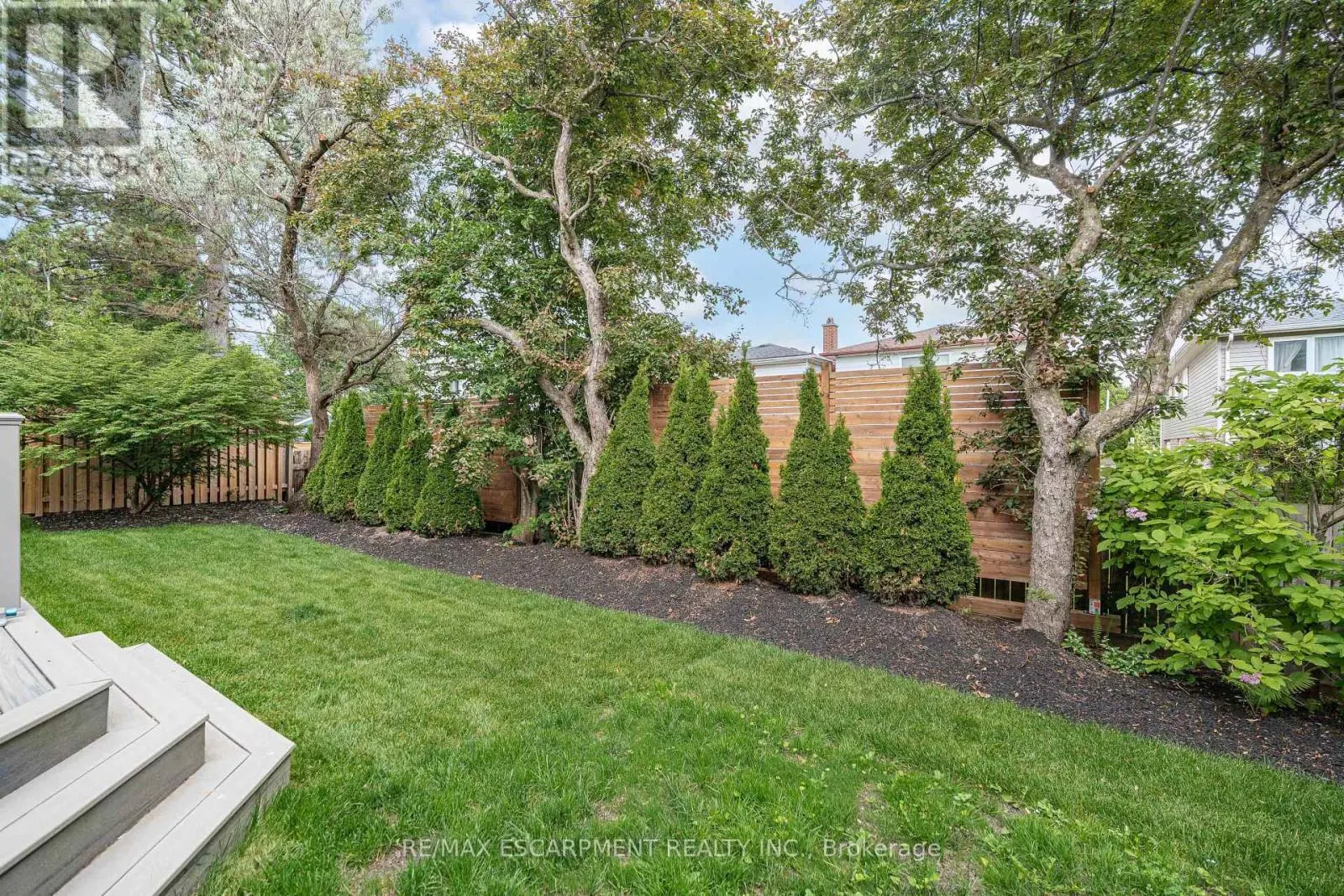 2159 BELGRAVE COURT