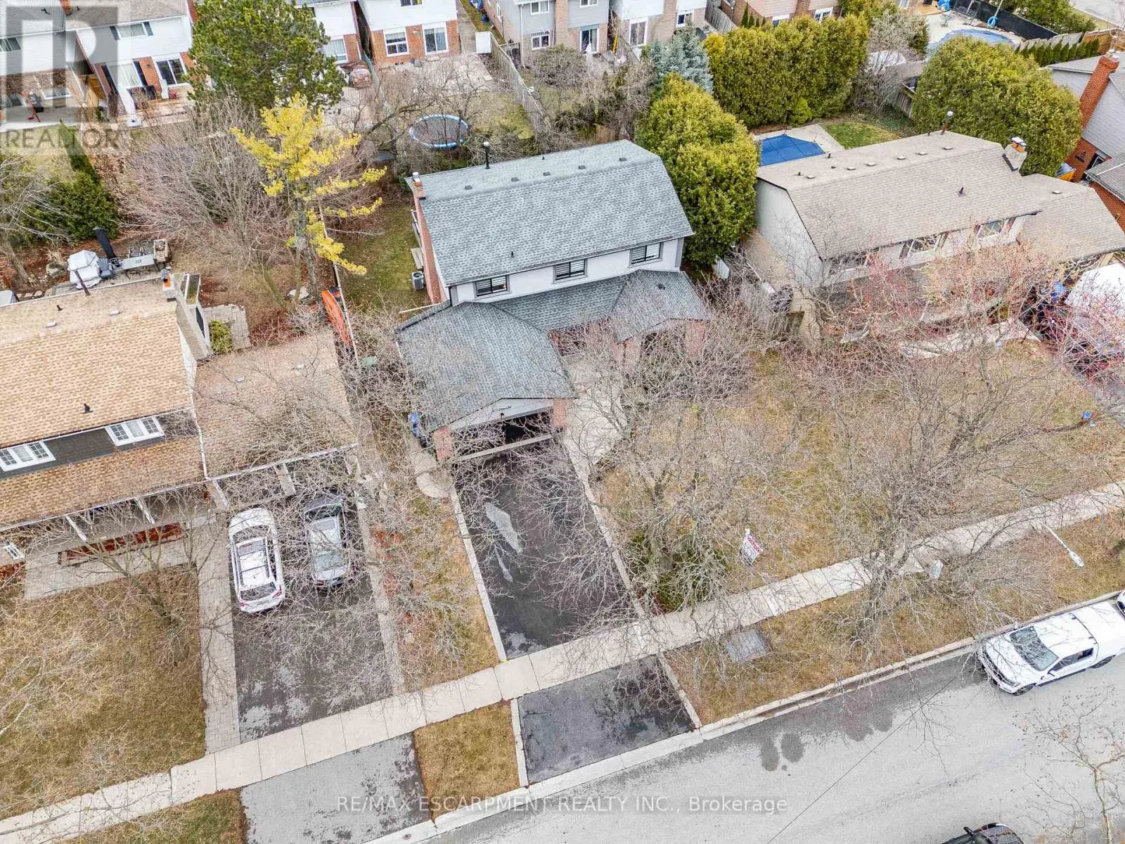 2159 BELGRAVE COURT