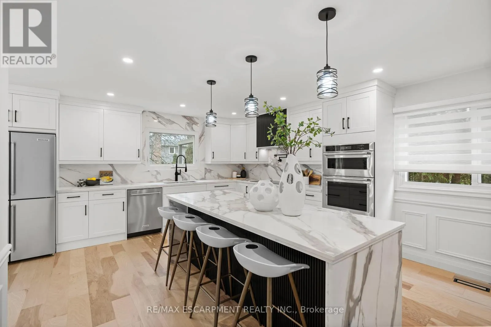 2159 BELGRAVE COURT