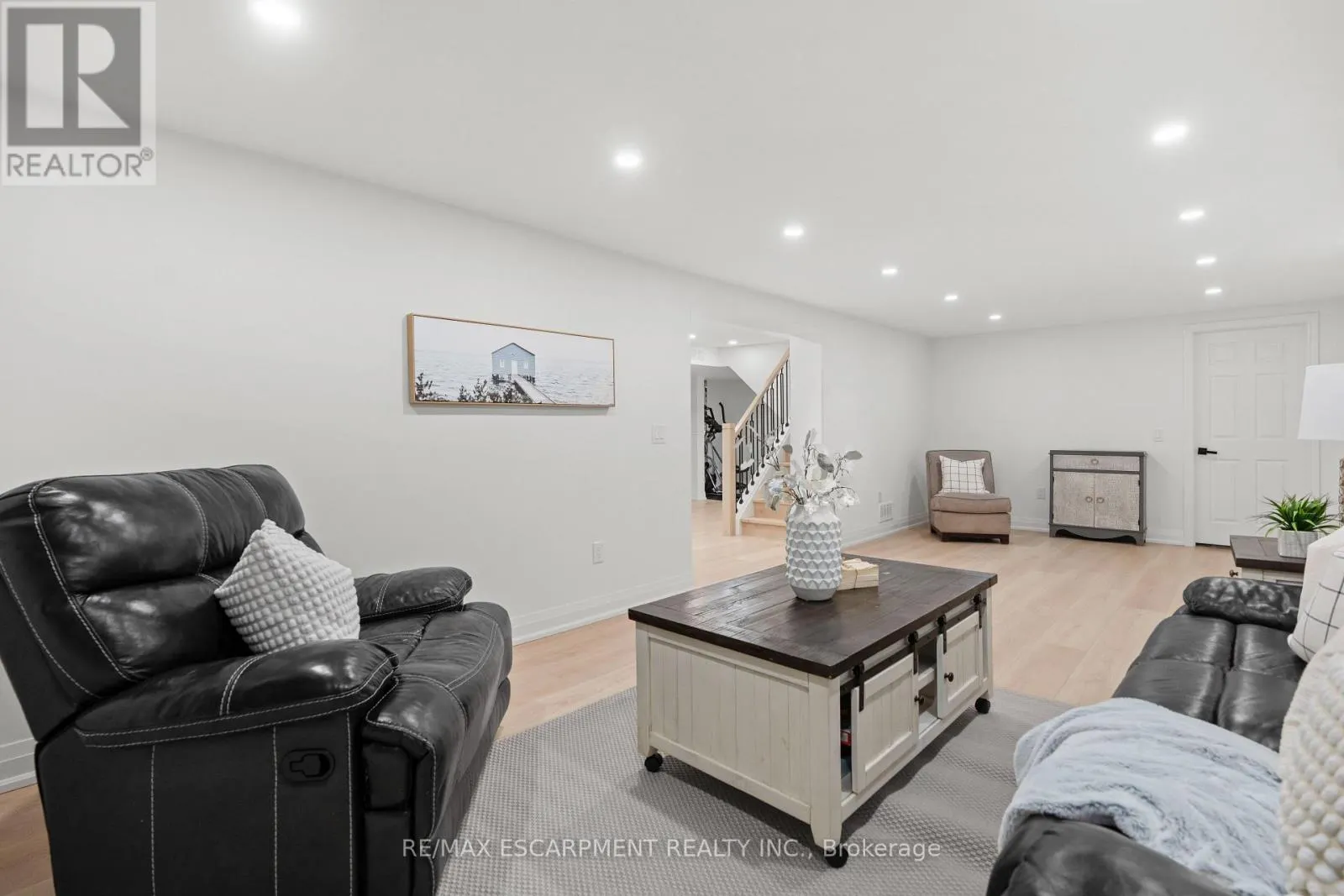 2159 BELGRAVE COURT