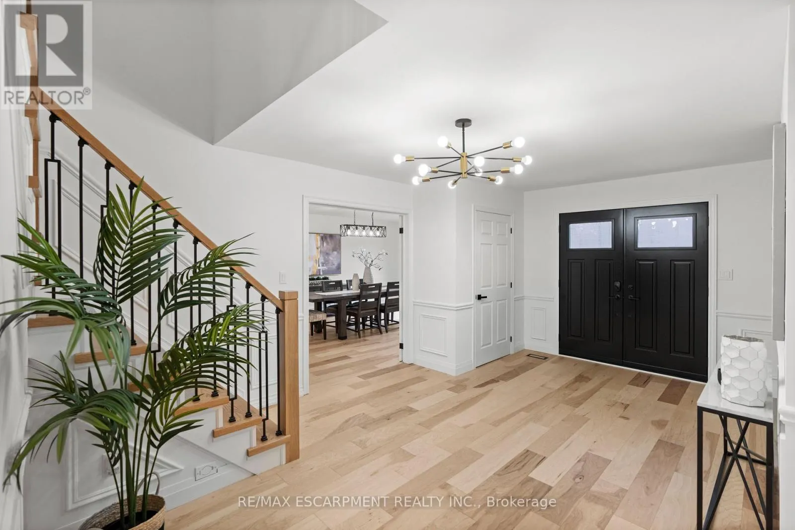 2159 BELGRAVE COURT
