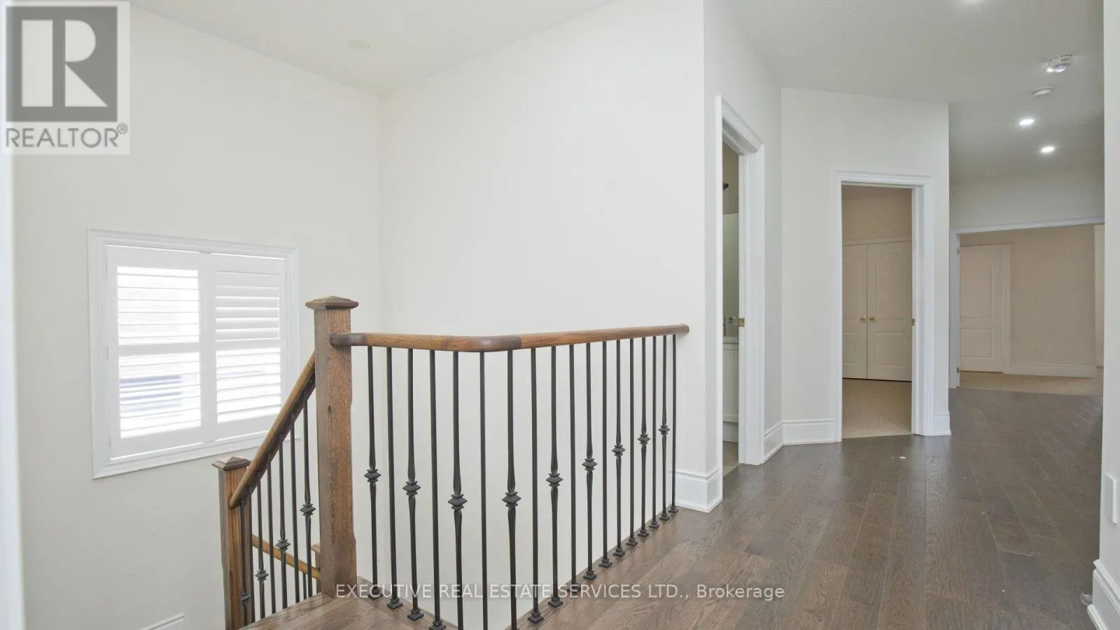 40 JOHN CARROLL DRIVE
