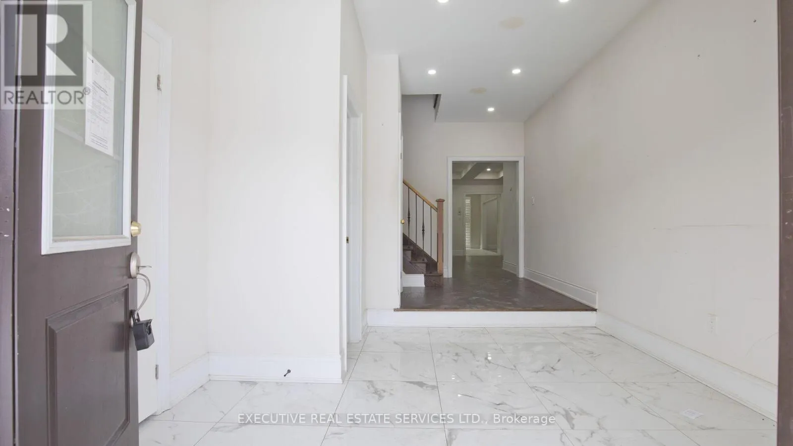 40 JOHN CARROLL DRIVE
