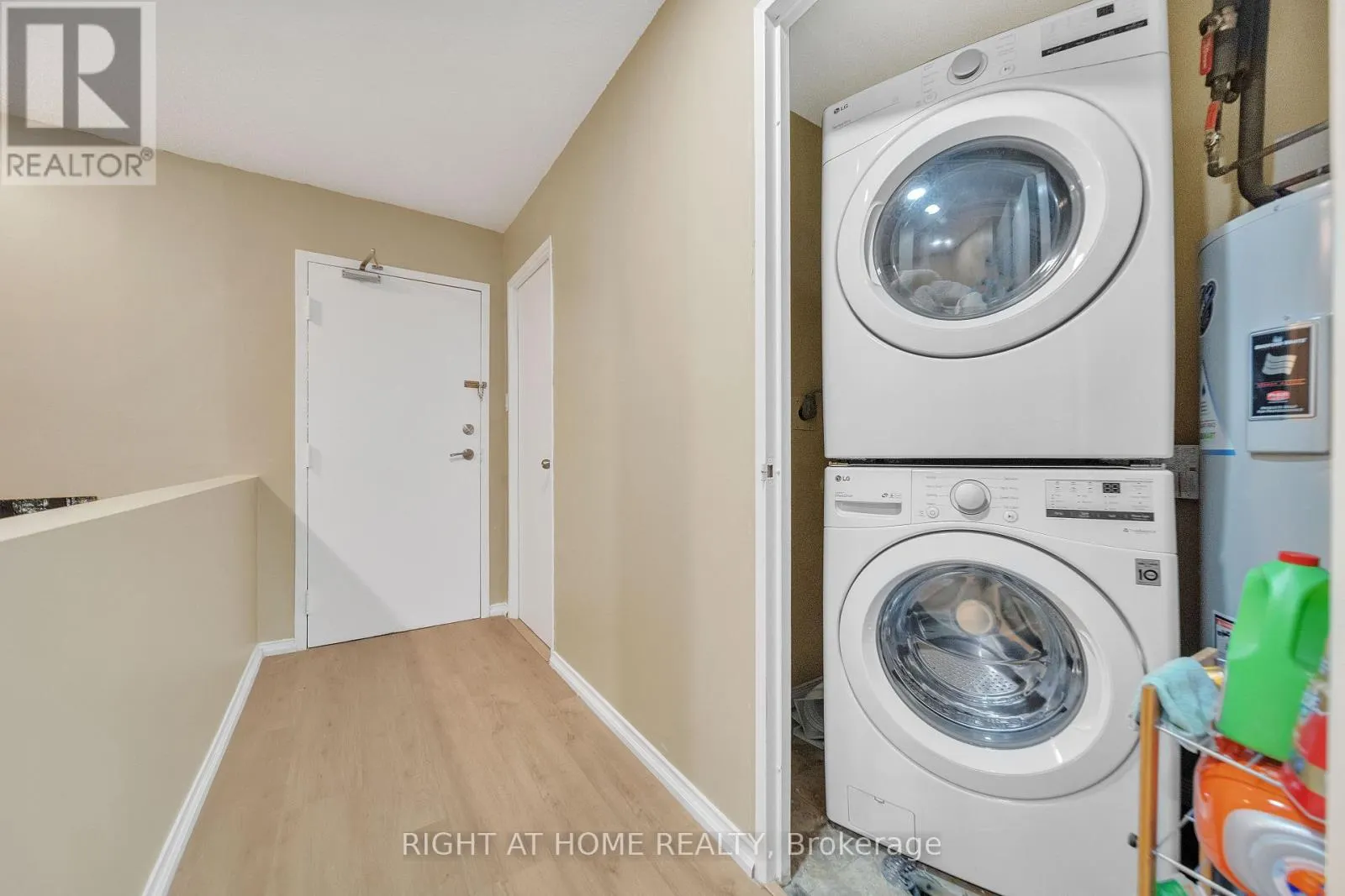 132 - 1058 FALGARWOOD DRIVE