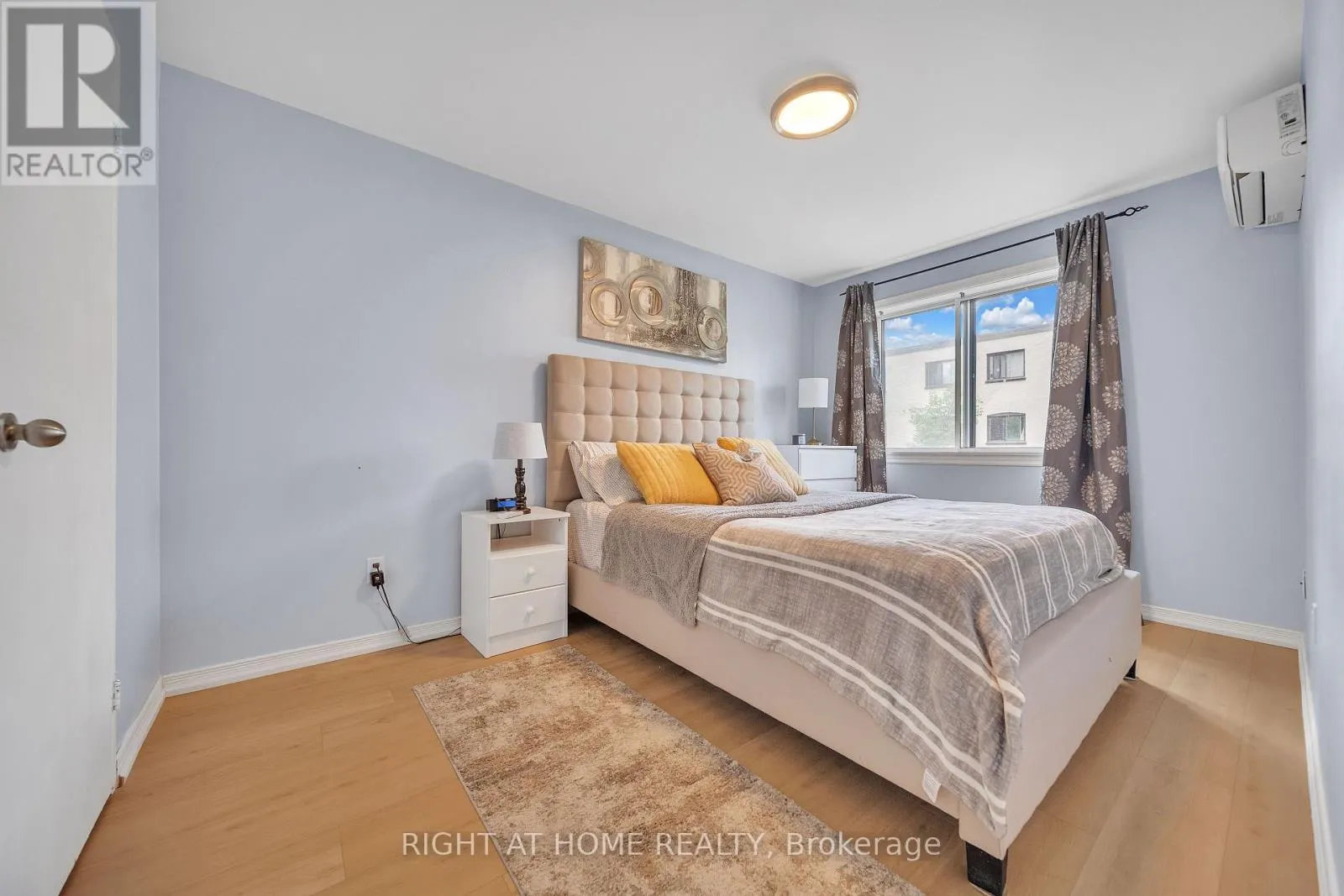 132 - 1058 FALGARWOOD DRIVE