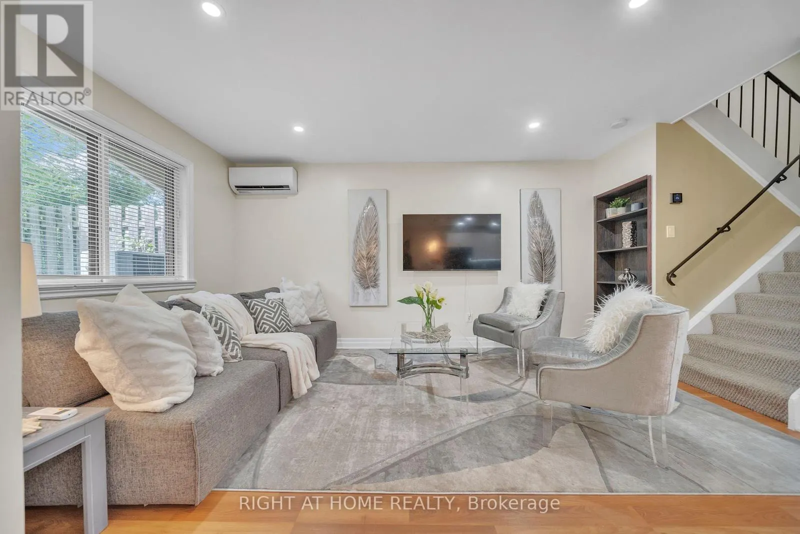 132 - 1058 FALGARWOOD DRIVE