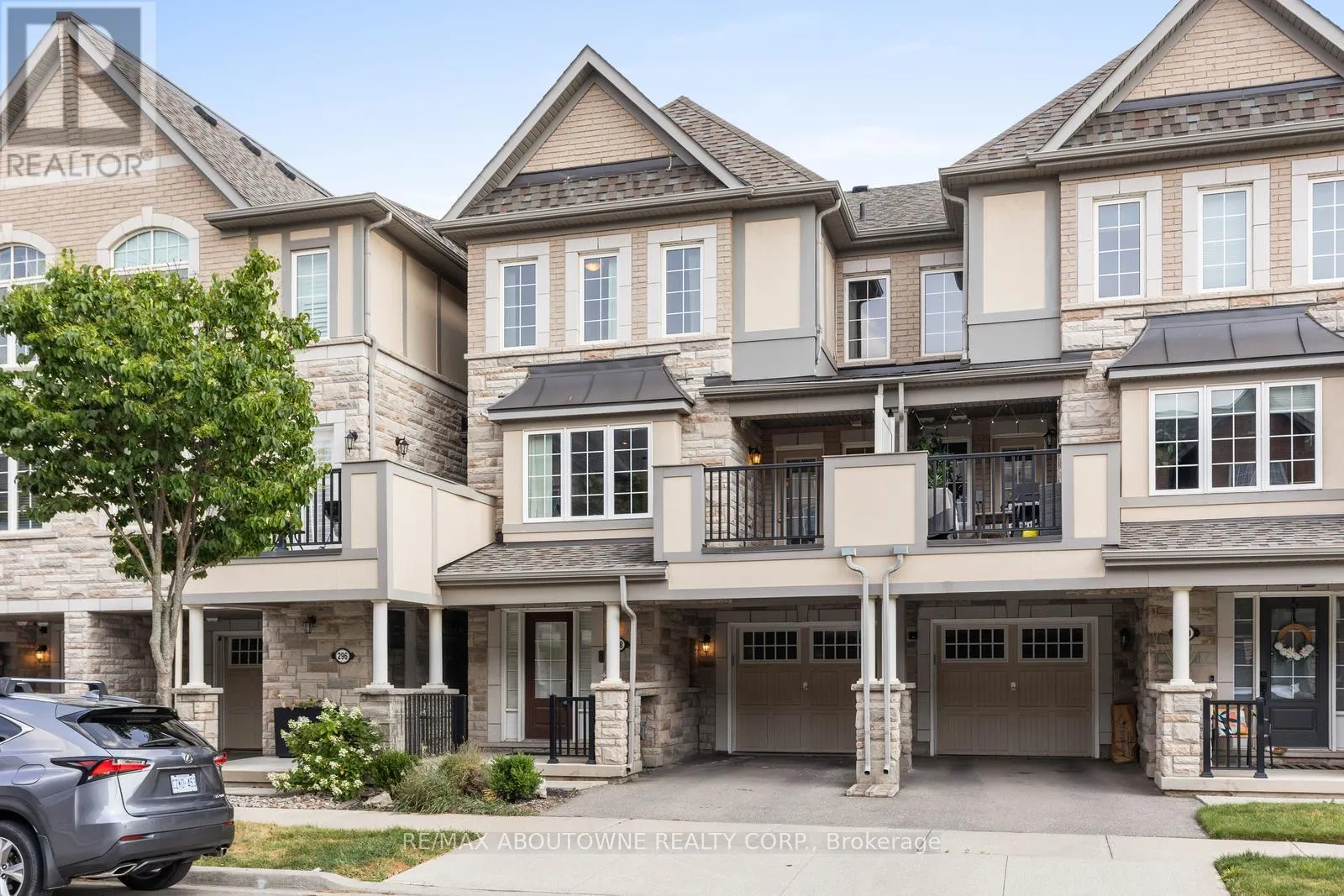 298 JEMIMA DRIVE