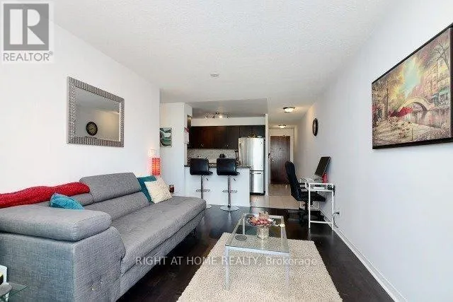 211 - 4900 GLEN ERIN DRIVE