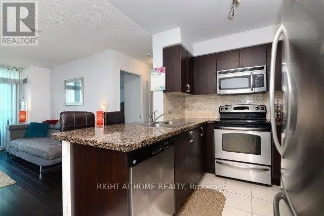 211 - 4900 GLEN ERIN DRIVE