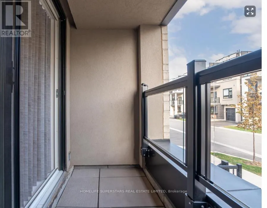412 - 1411 COOKE BOULEVARD