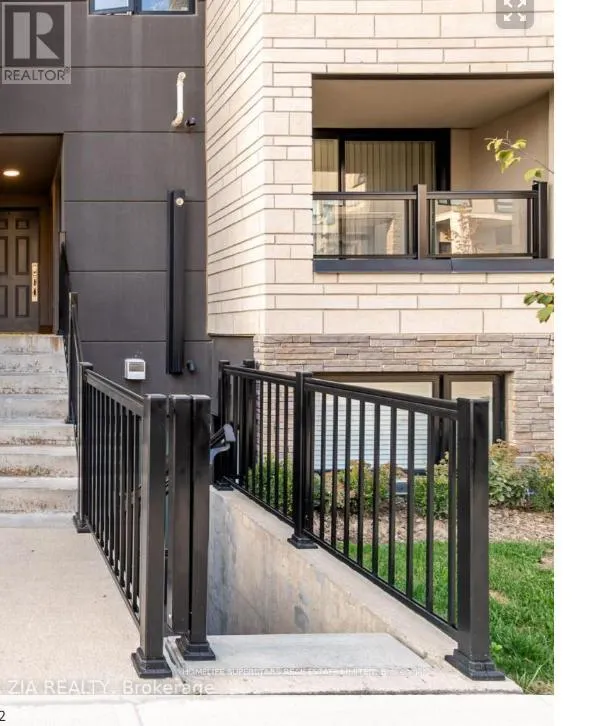 412 - 1411 COOKE BOULEVARD