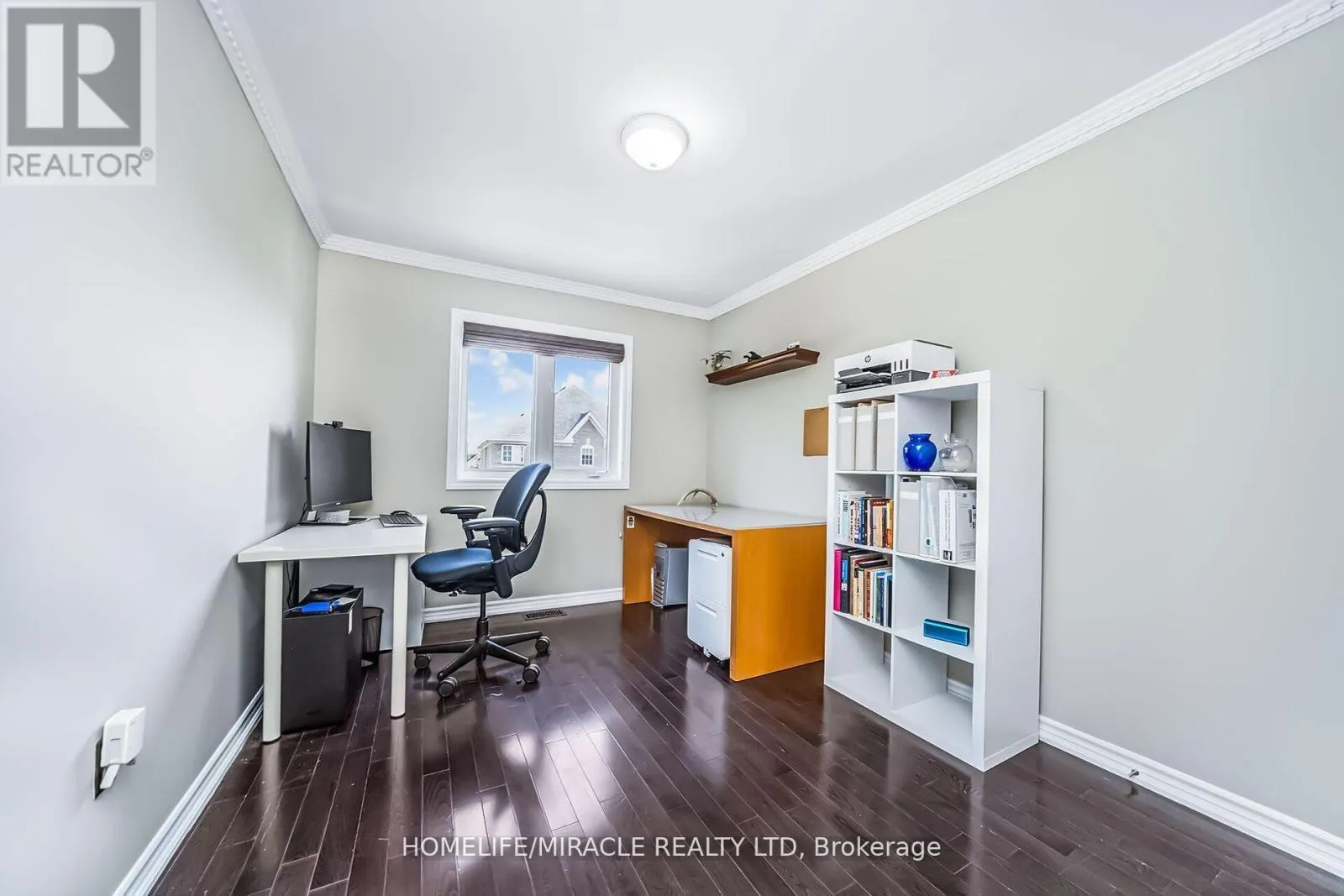 3 LOSINO STREET