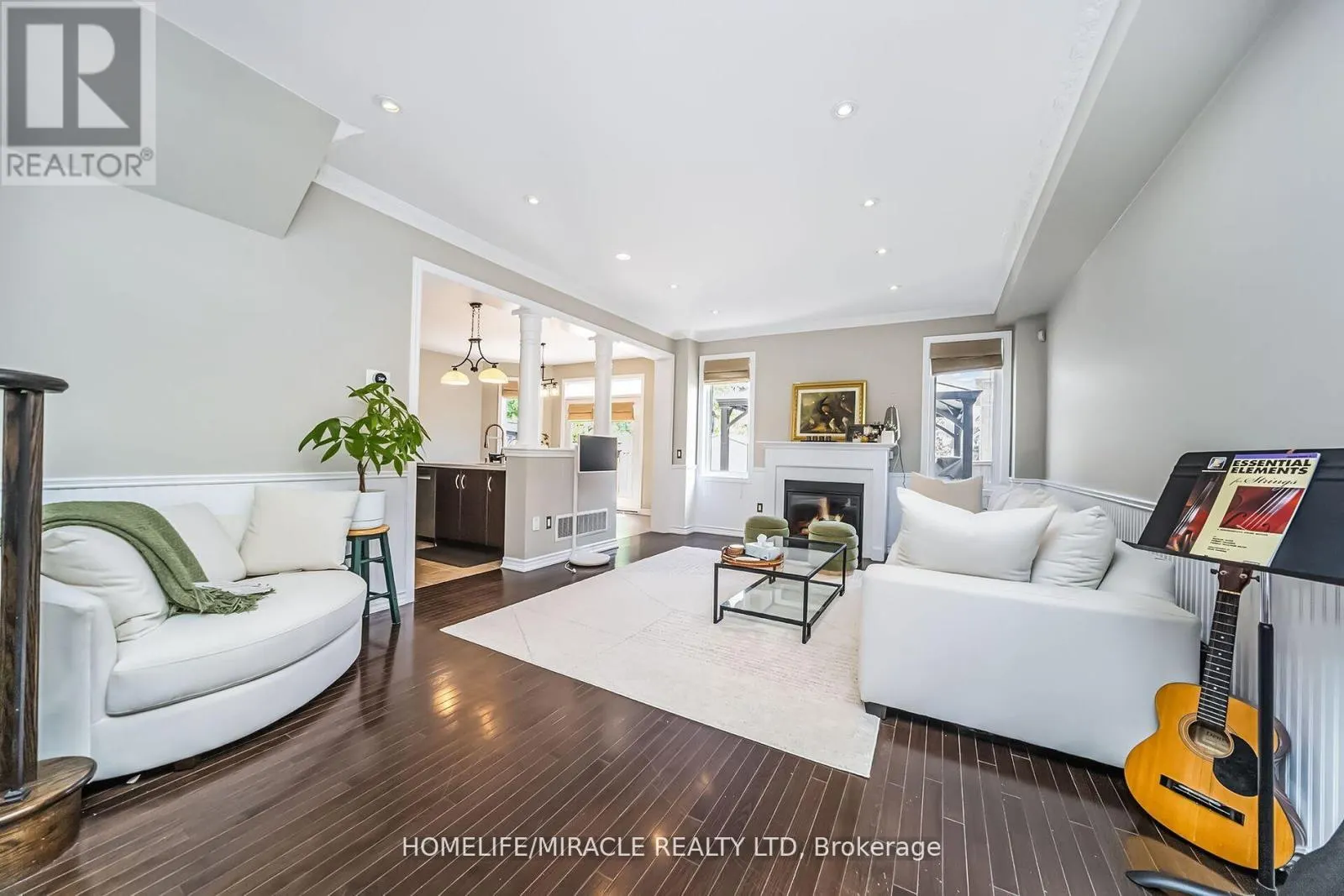 3 LOSINO STREET
