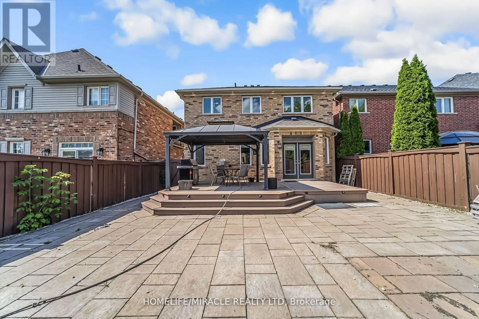 3 LOSINO STREET