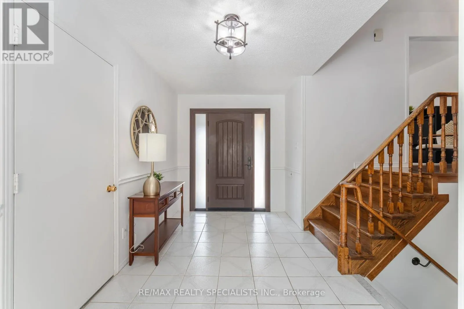 15 VALEWOOD DRIVE