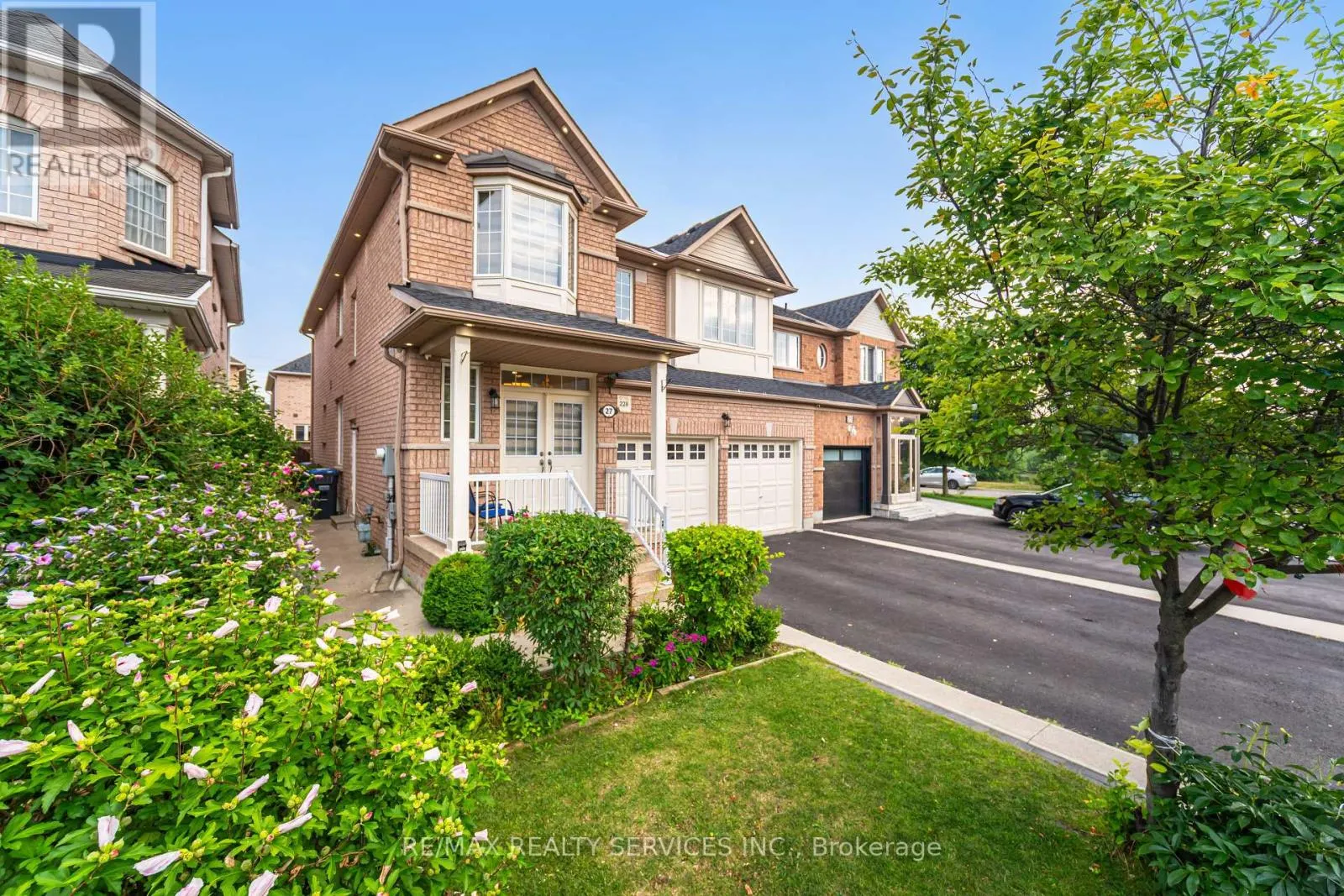 27 HARDGATE CRESCENT