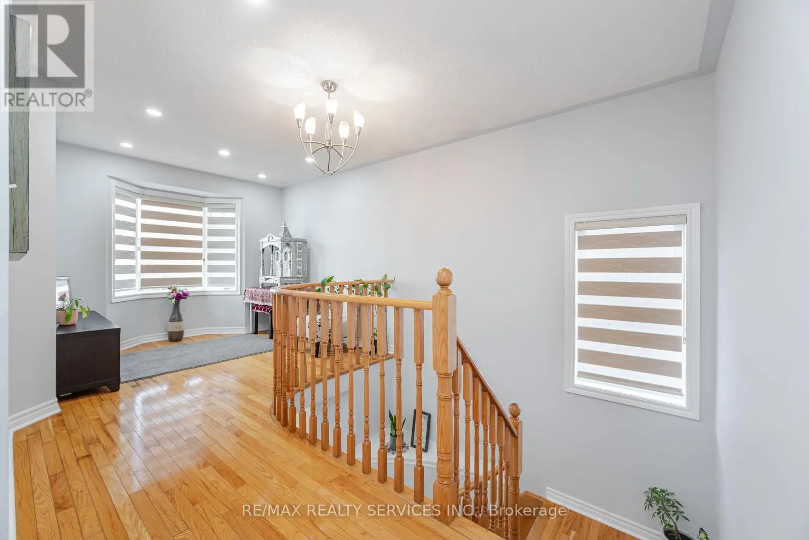 27 HARDGATE CRESCENT