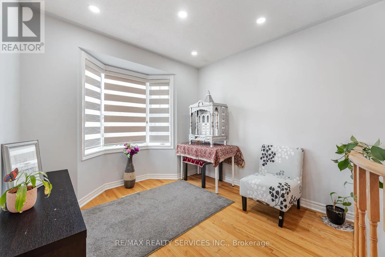 27 HARDGATE CRESCENT