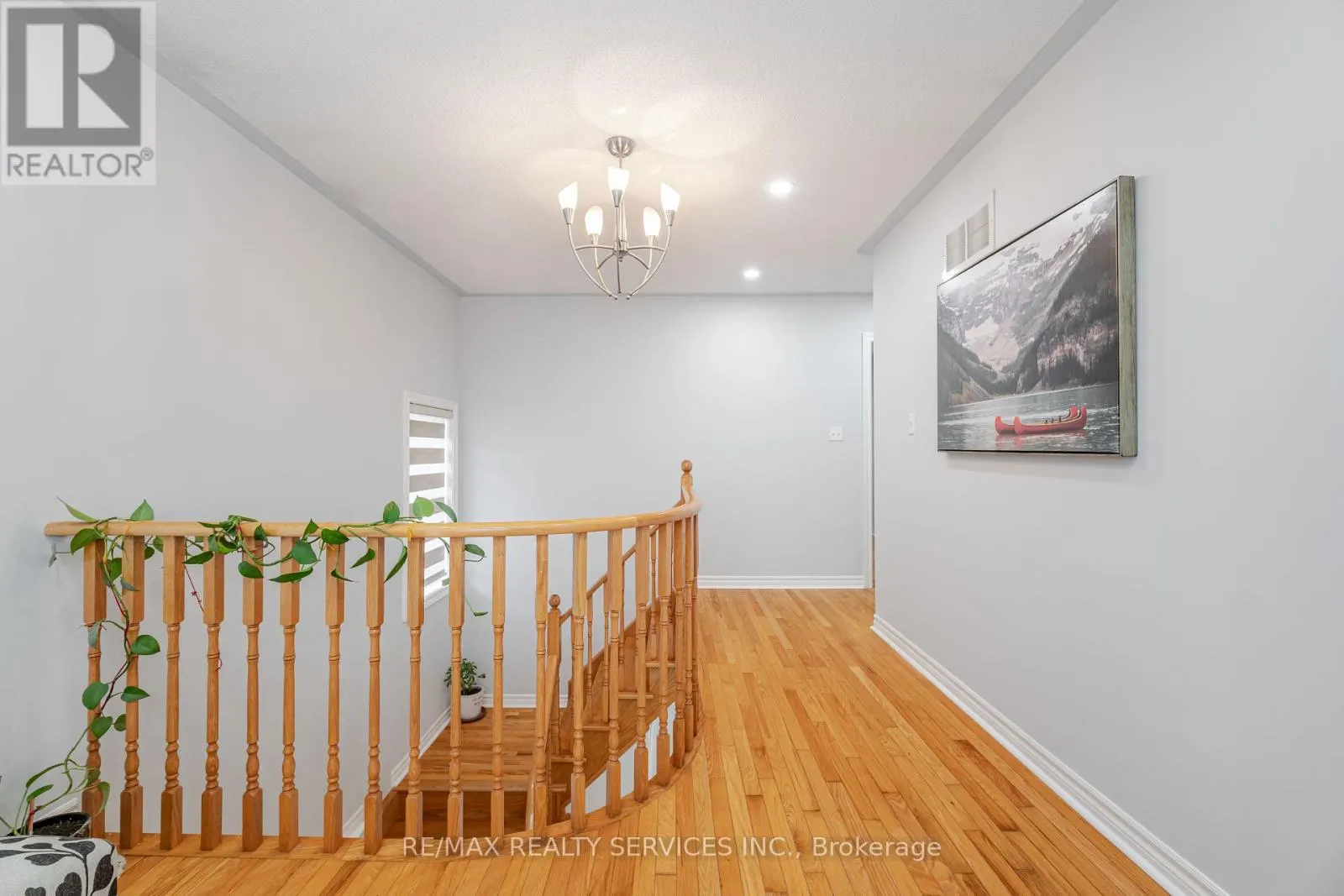 27 HARDGATE CRESCENT