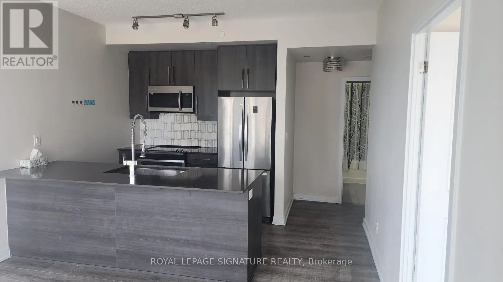 1407 - 4011 BRICKSTONE MEWS