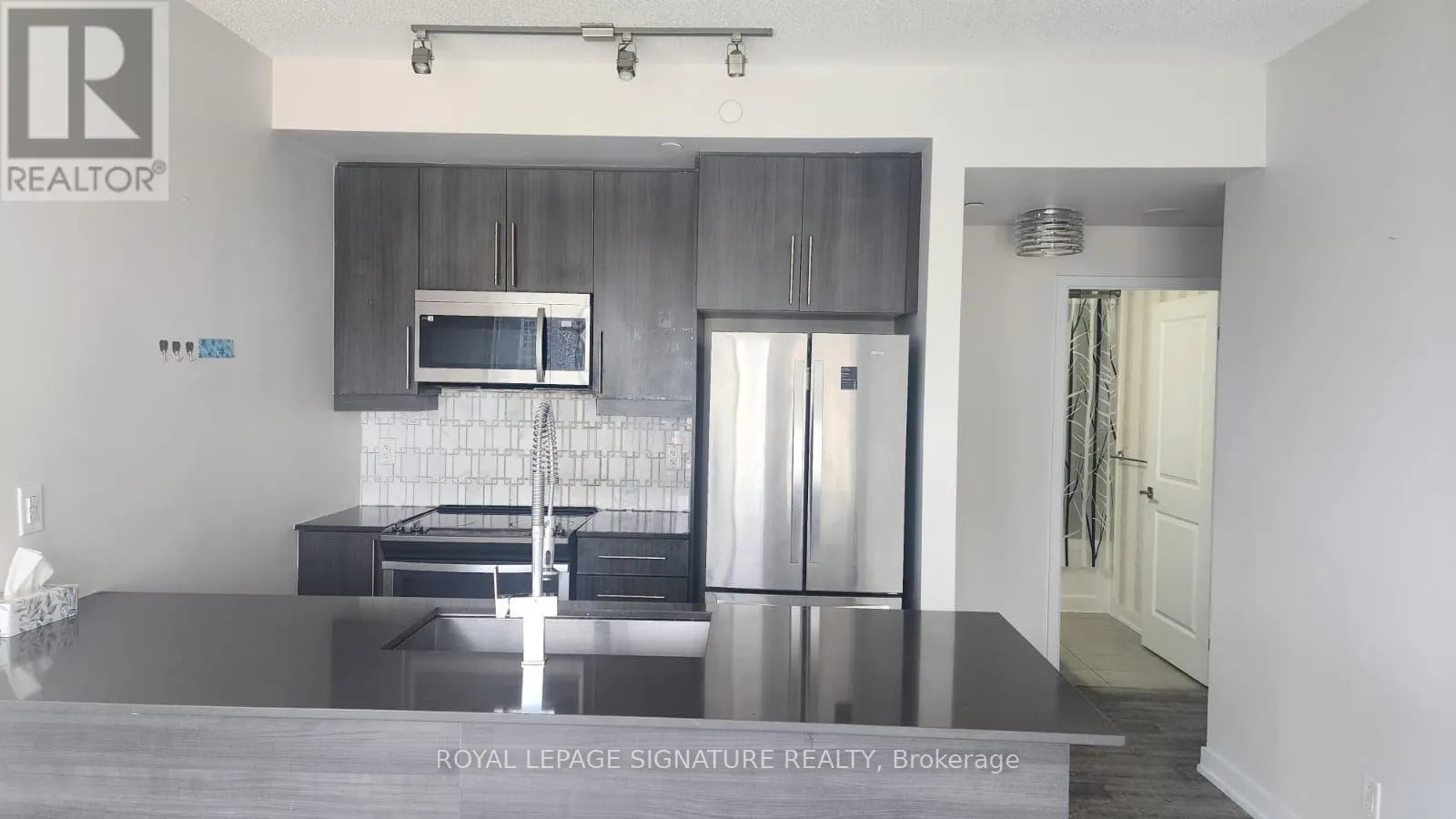 1407 - 4011 BRICKSTONE MEWS