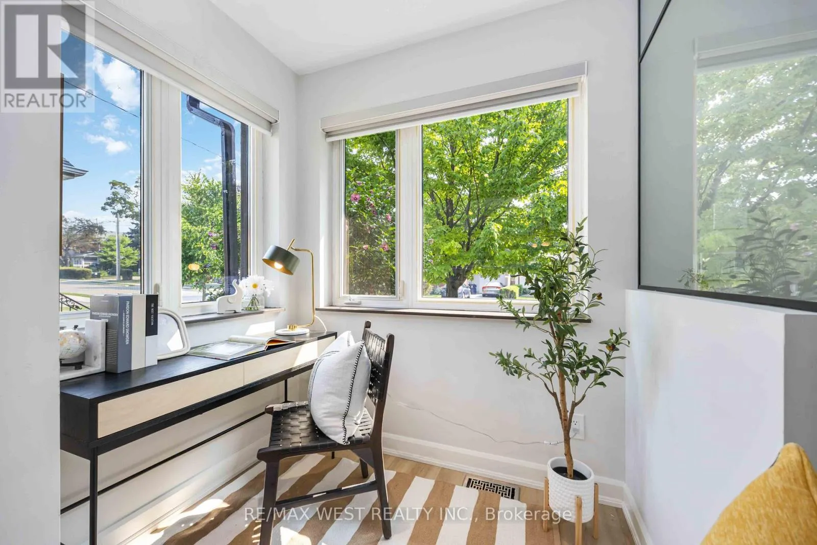 80 THIRTY NINTH STREET