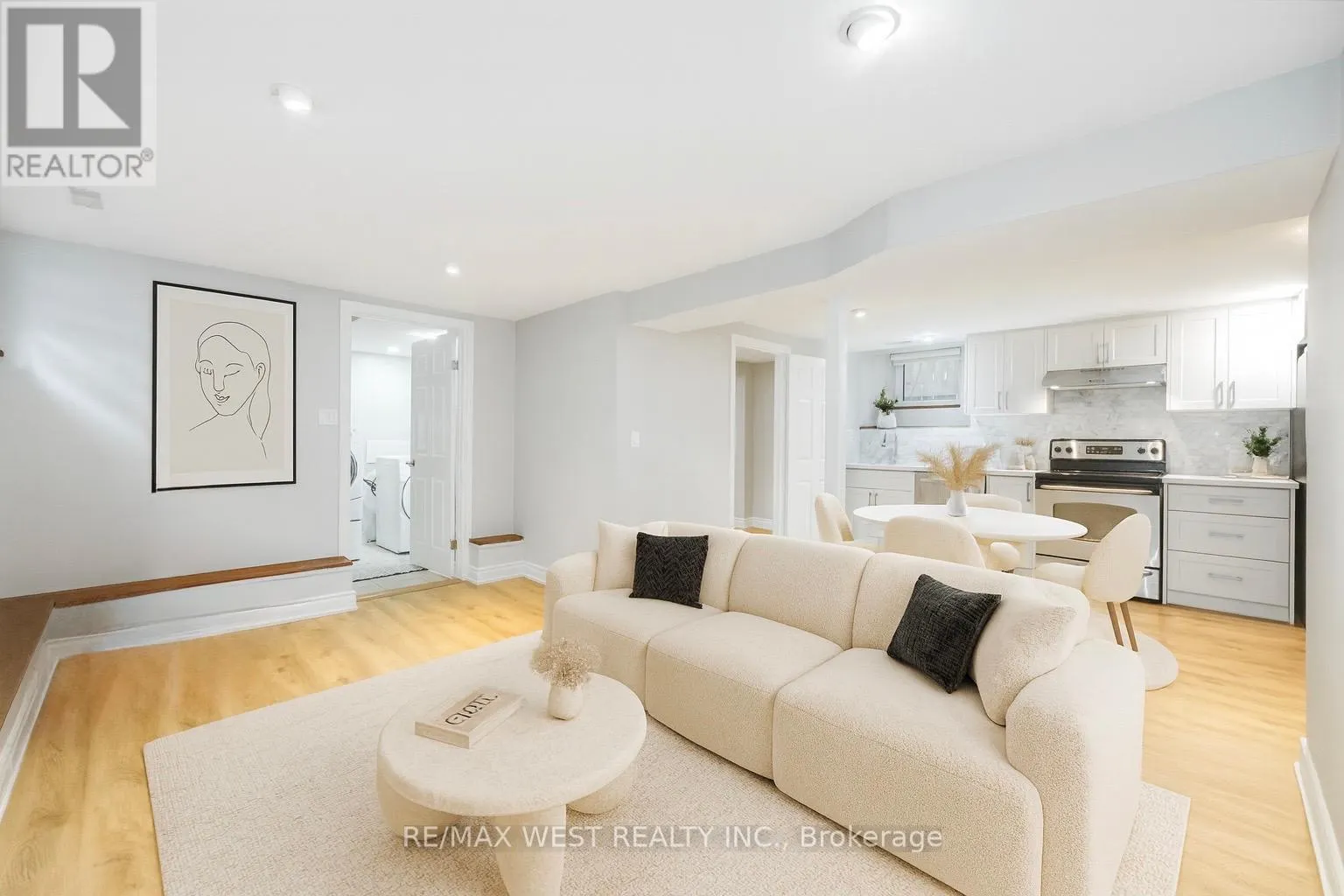 80 THIRTY NINTH STREET