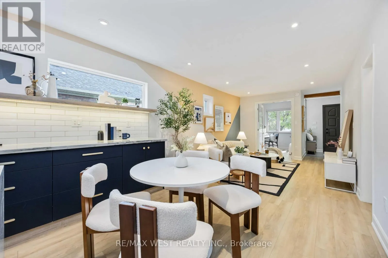 80 THIRTY NINTH STREET