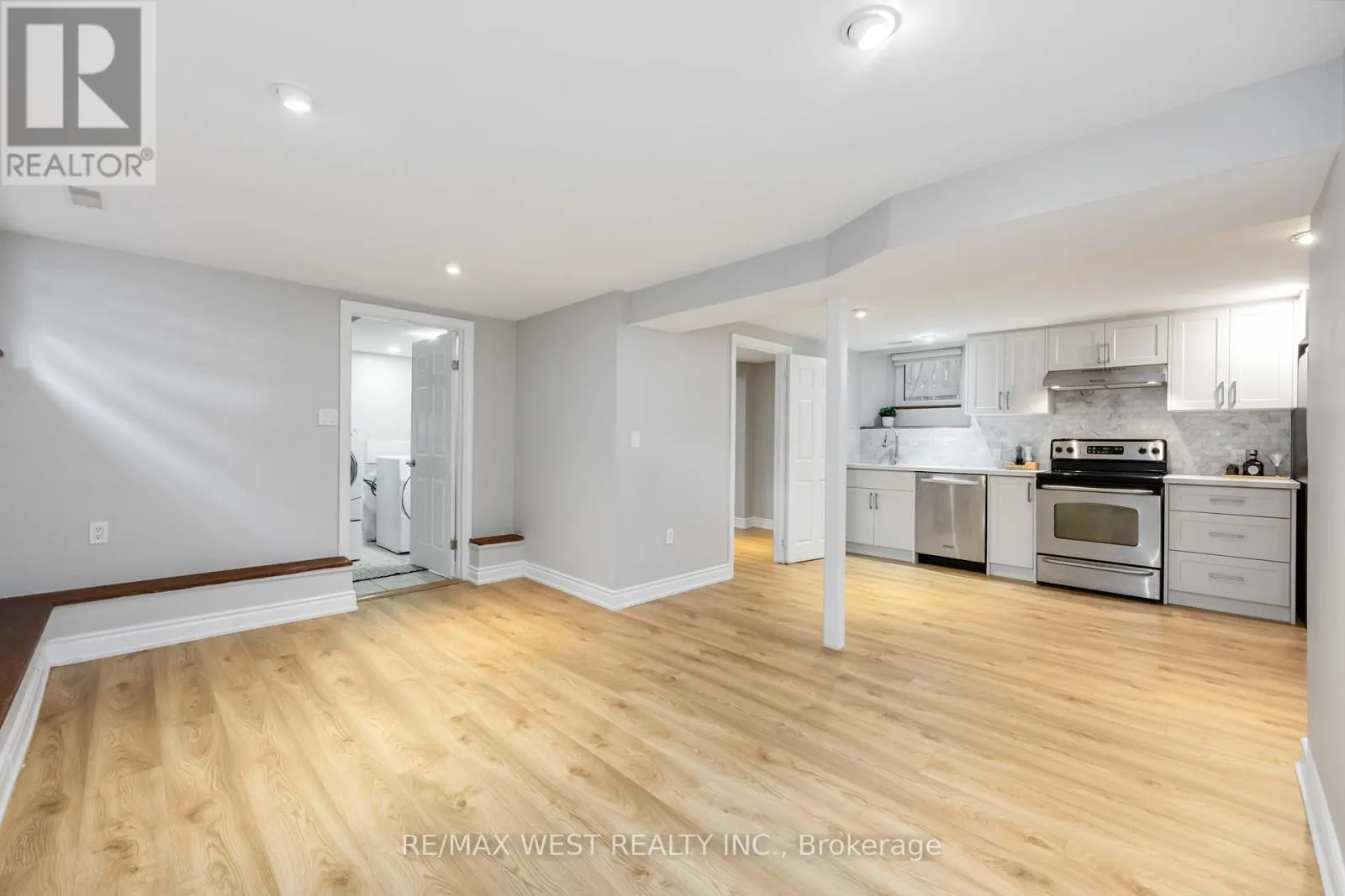 80 THIRTY NINTH STREET