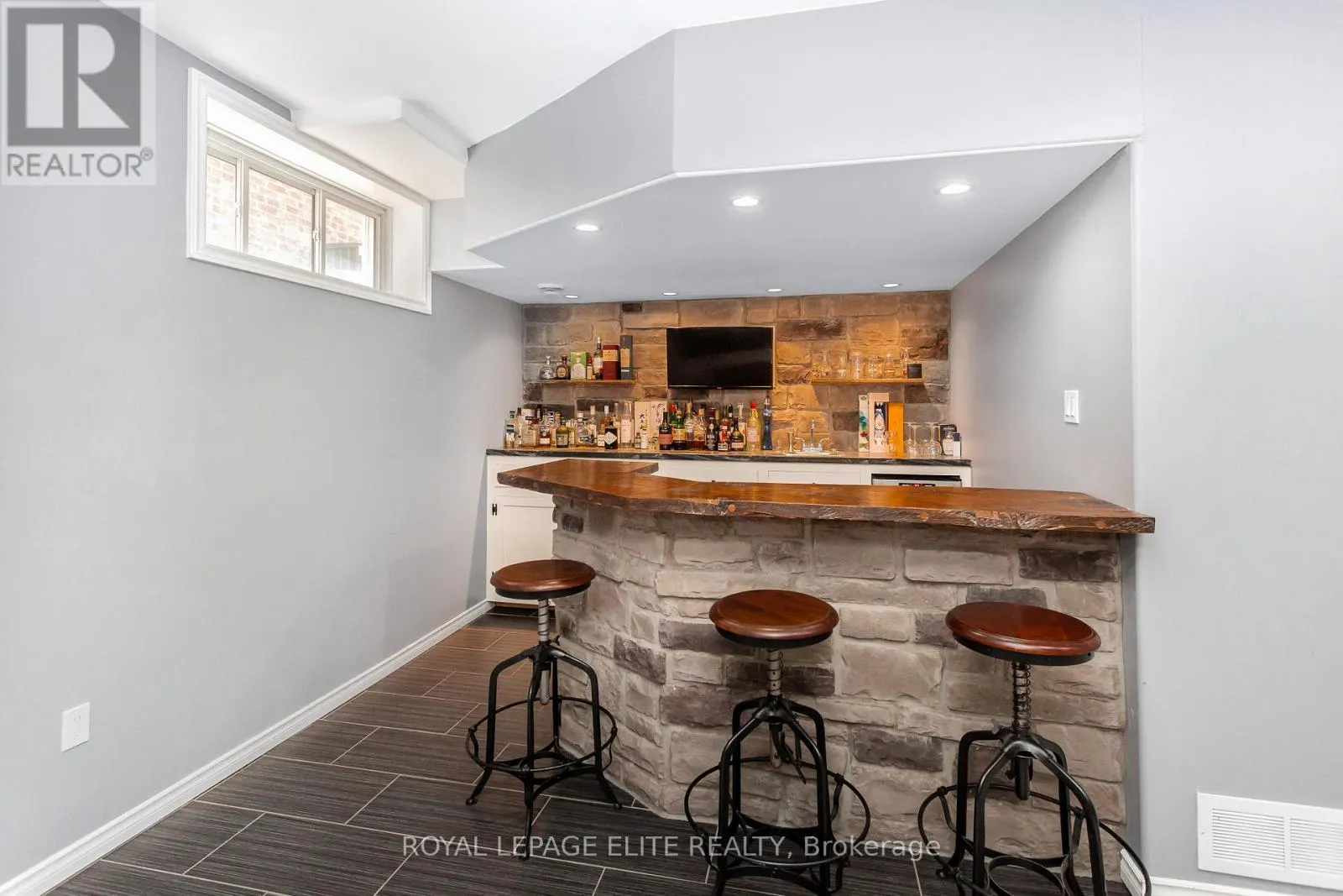 49 PRESTON DRIVE