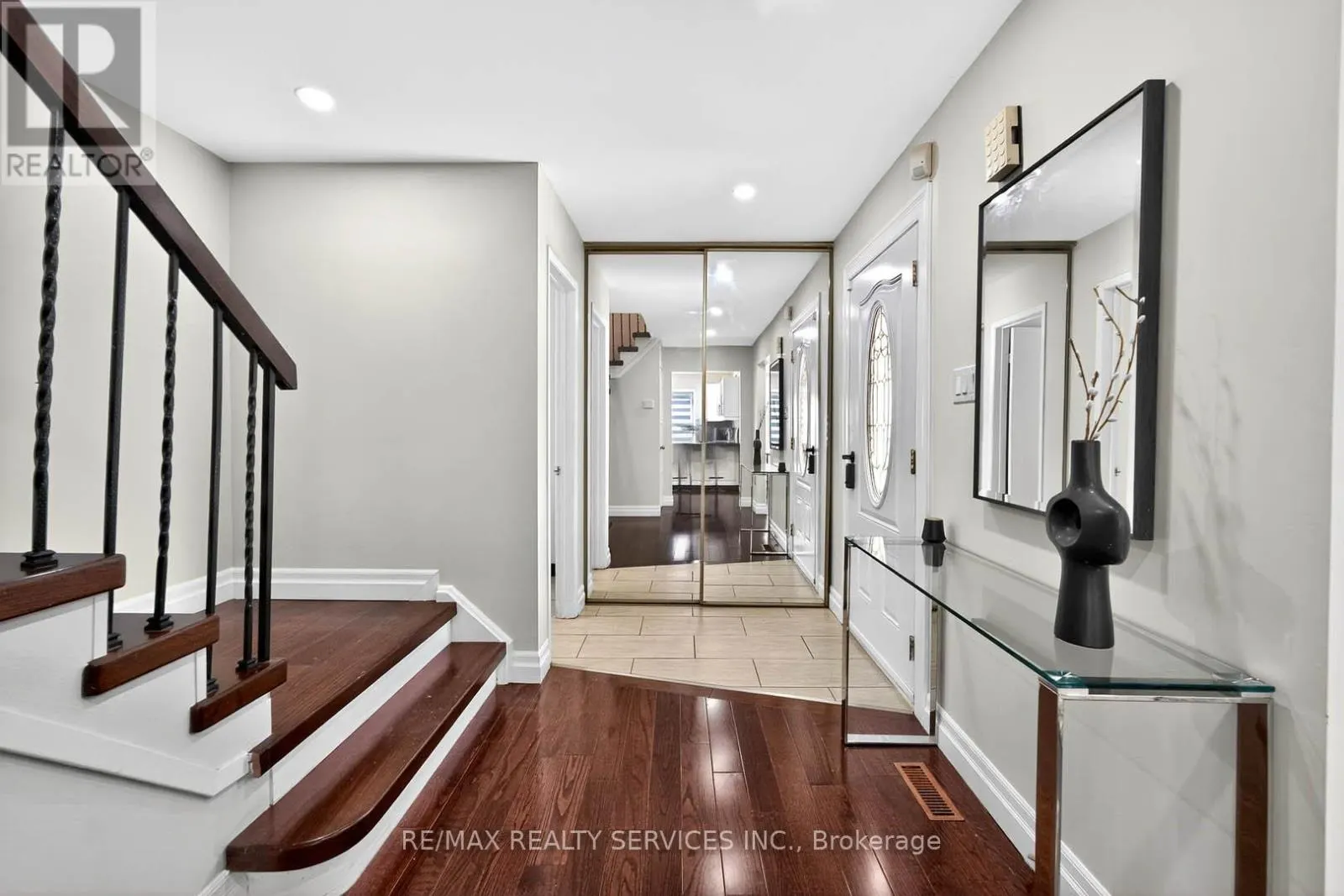55 MCGRAW AVENUE