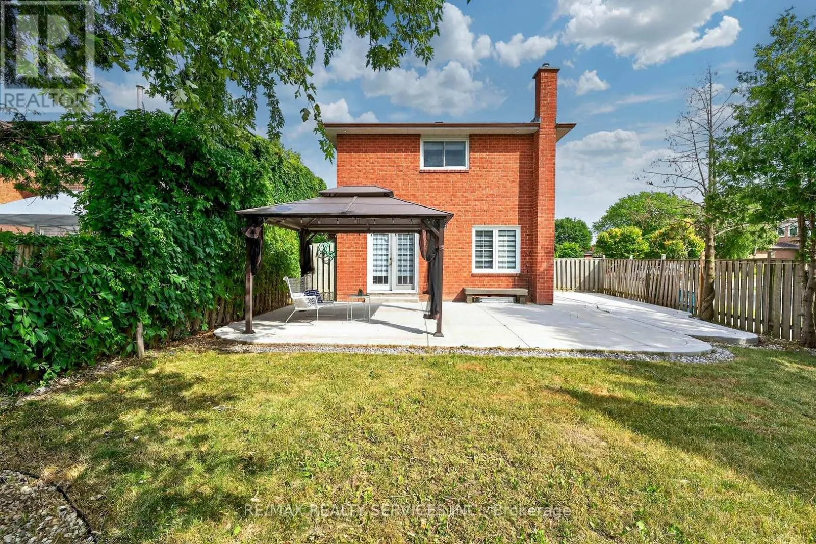 55 MCGRAW AVENUE