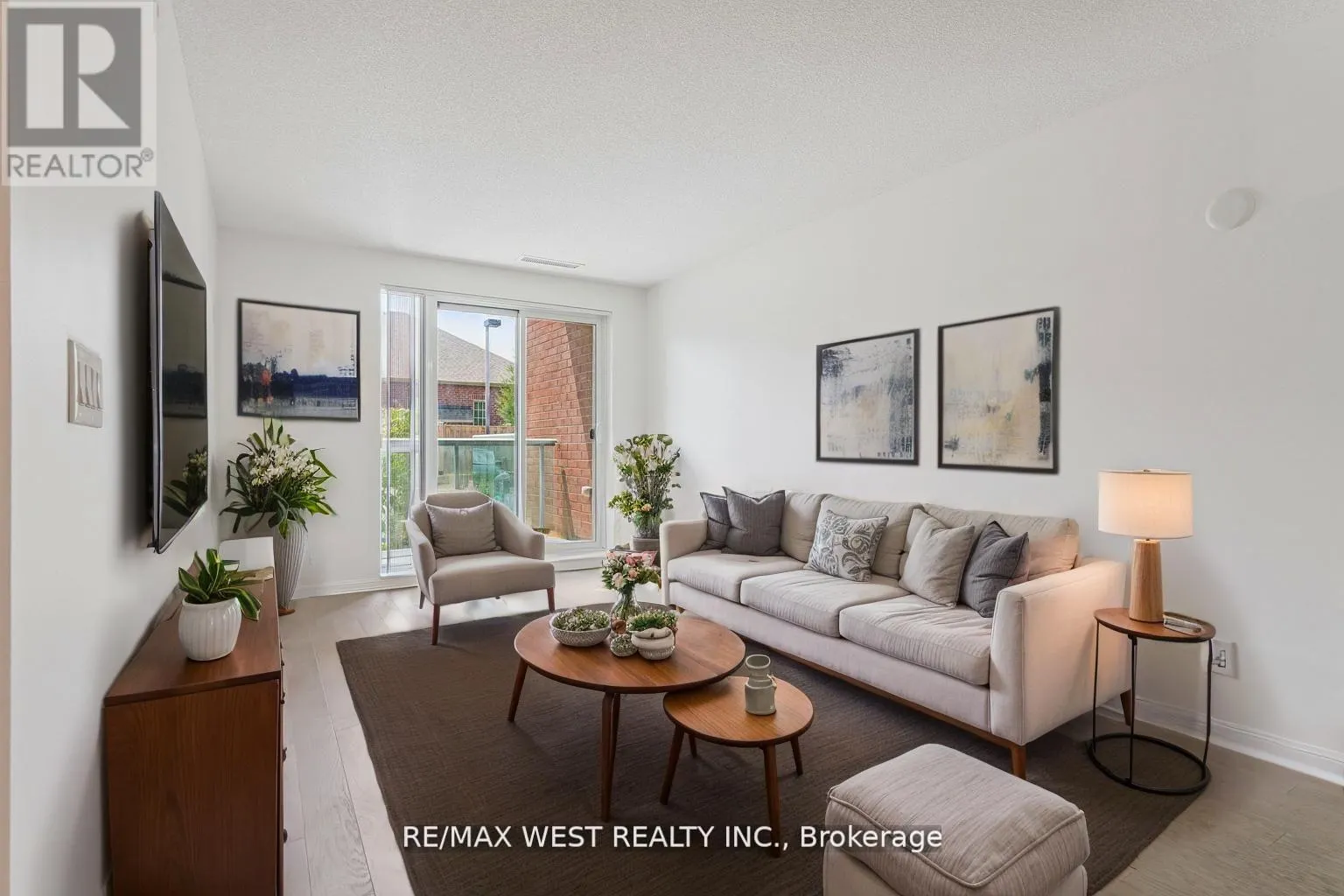 117 - 50 VIA ROSEDALE