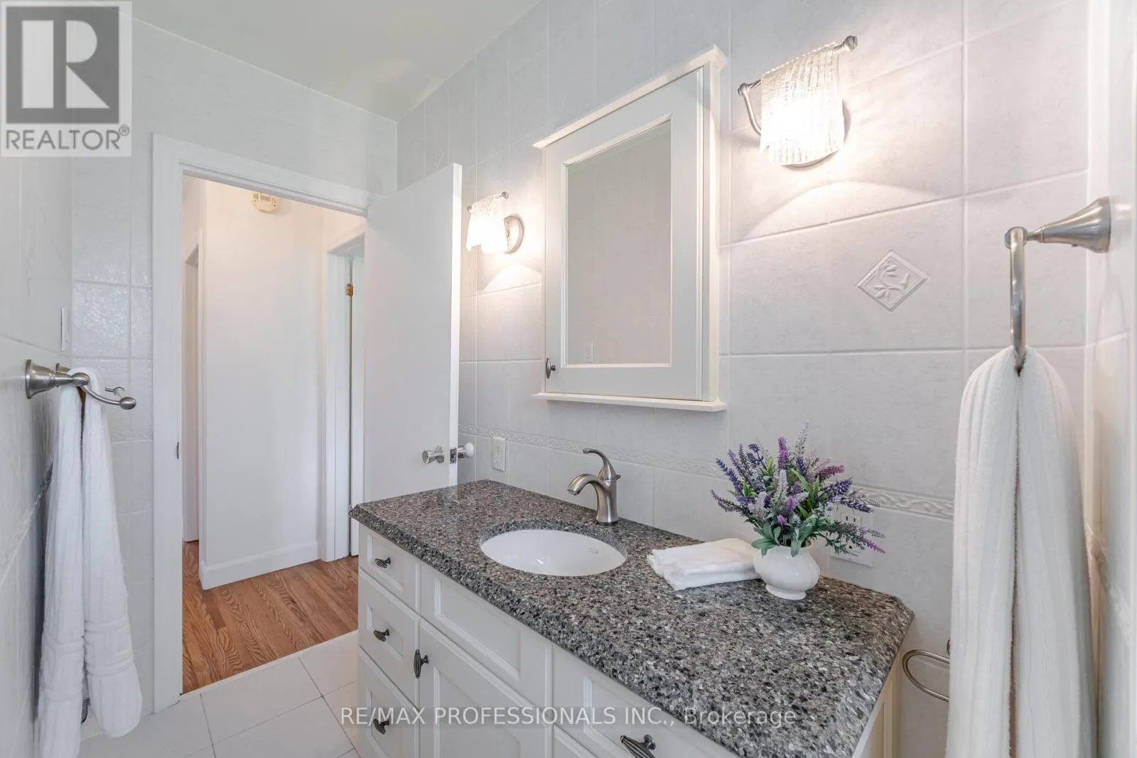 6 TAPLEY DRIVE