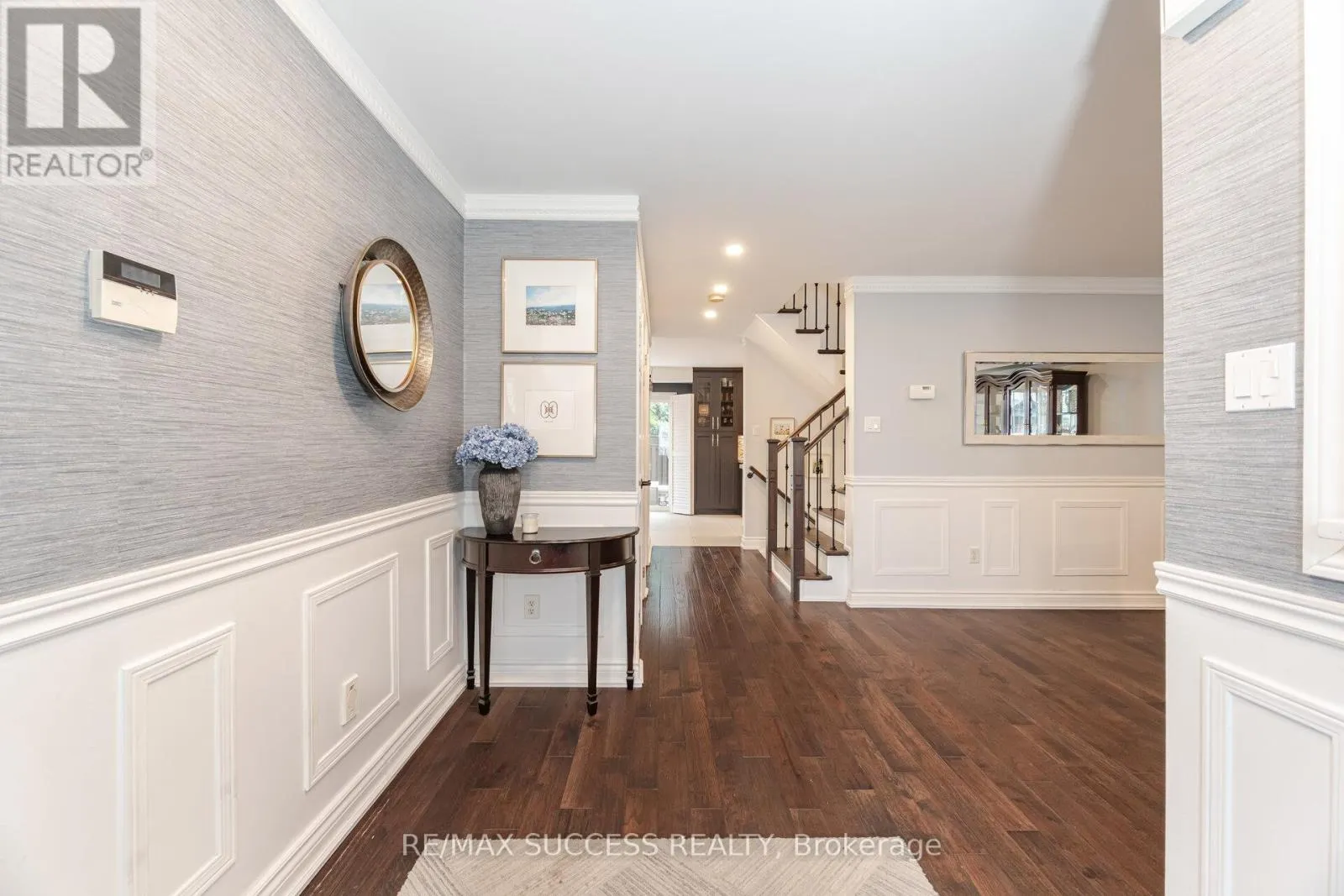 19 SAWSTON CIRCLE
