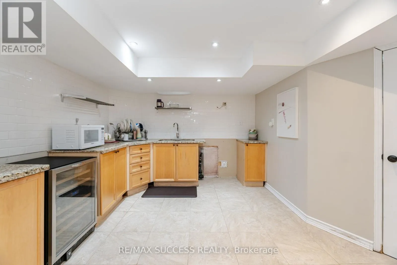 19 SAWSTON CIRCLE