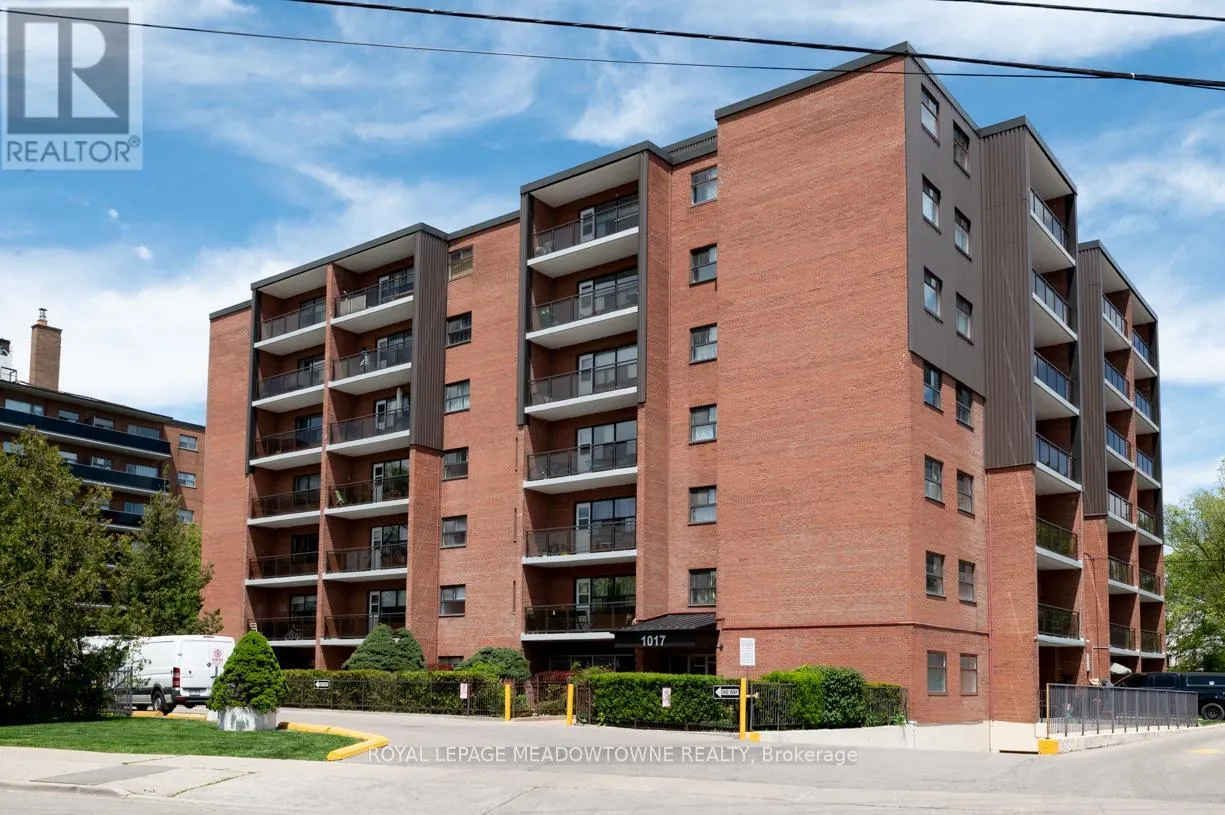 707 - 1017 SENECA AVENUE