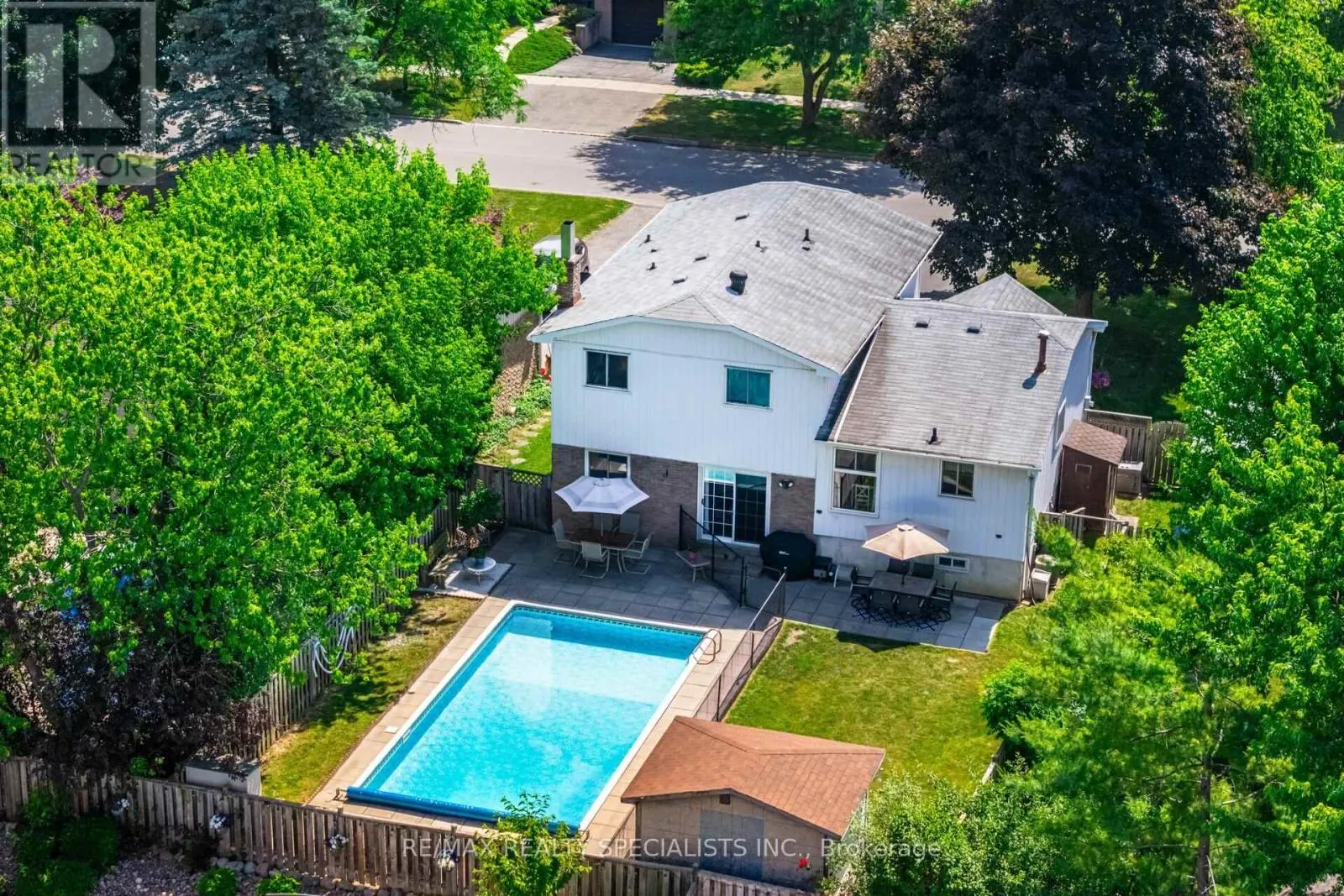 325 KINGSVIEW DRIVE