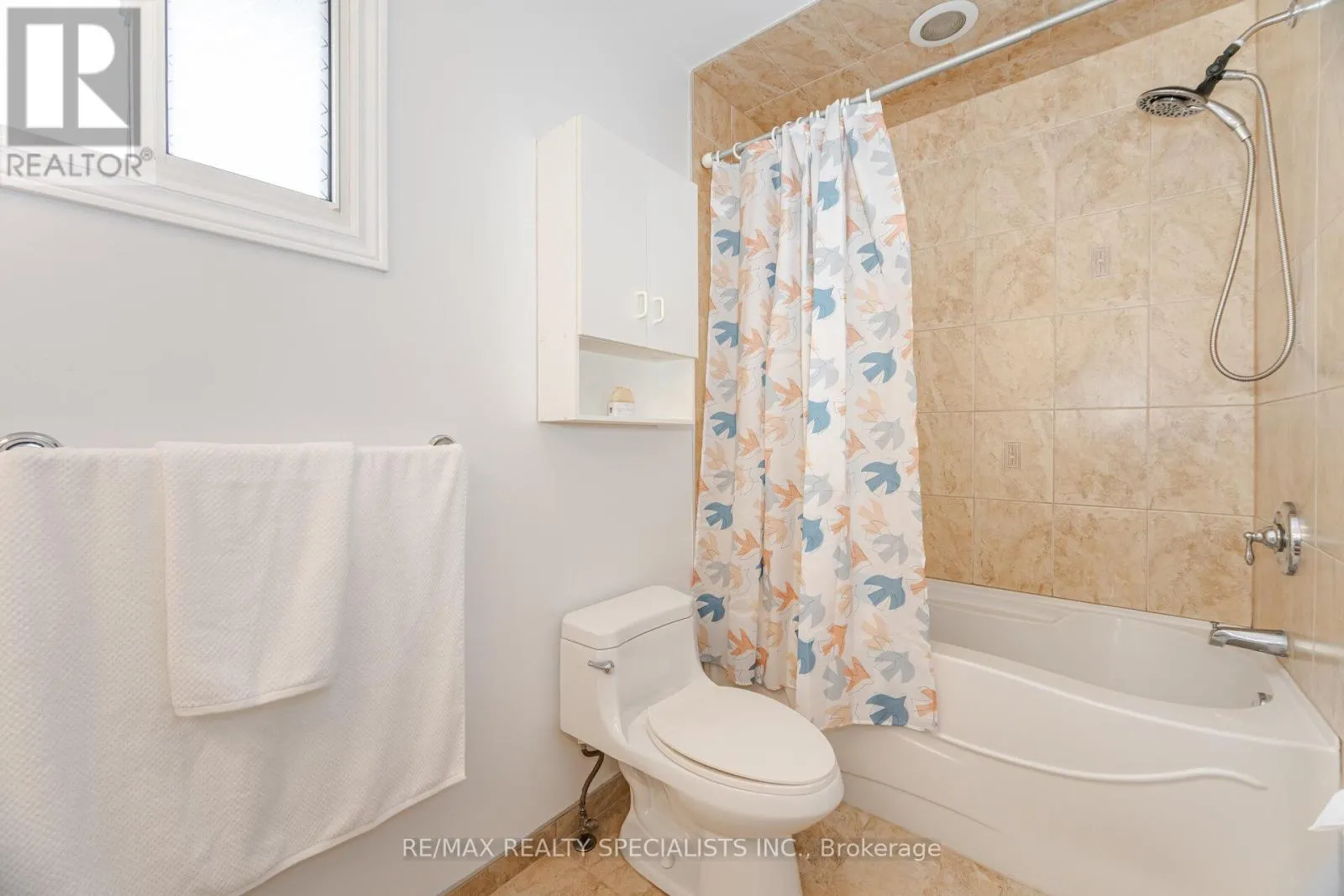 325 KINGSVIEW DRIVE