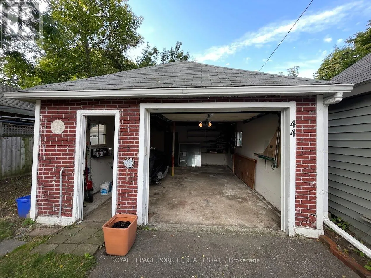 44 TWENTIETH STREET