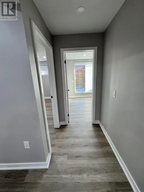 LOWER - 4425 CURIA CRESCENT